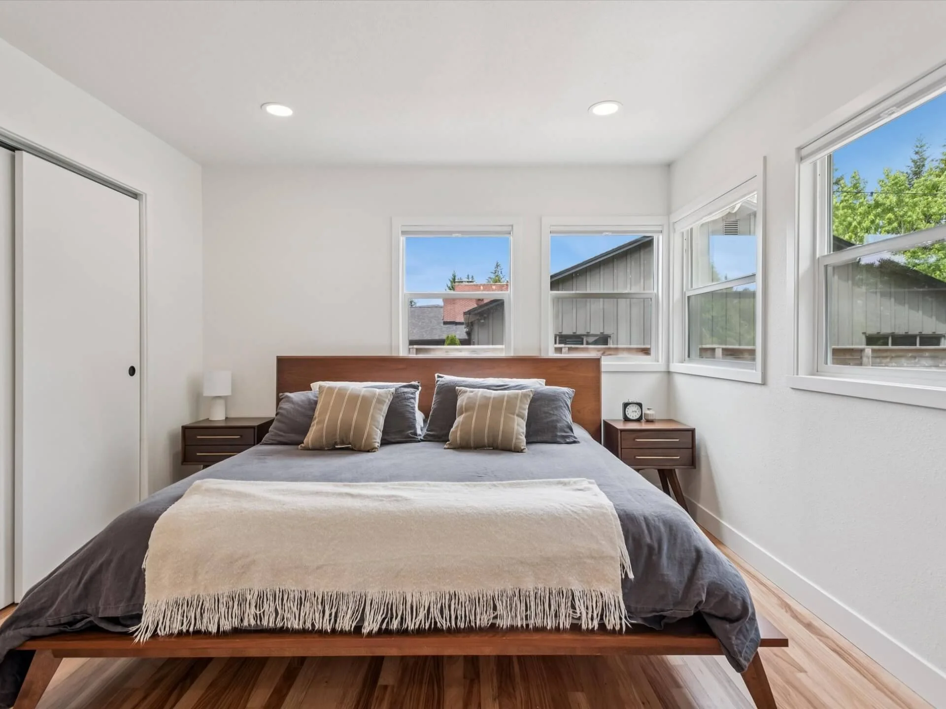 17-SW Belvidere Pl - Portland - 081.jpg