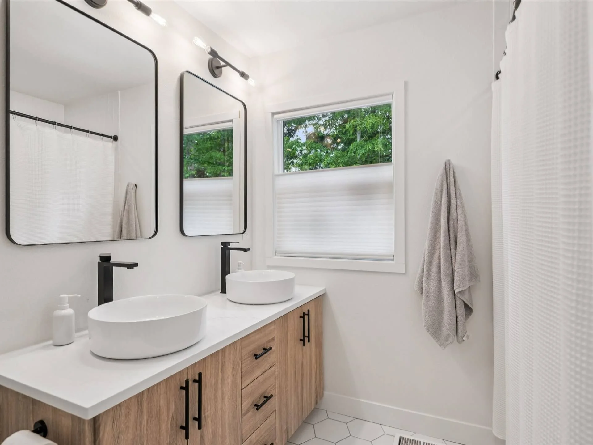 25-SW Belvidere Pl - Portland - 121.jpg