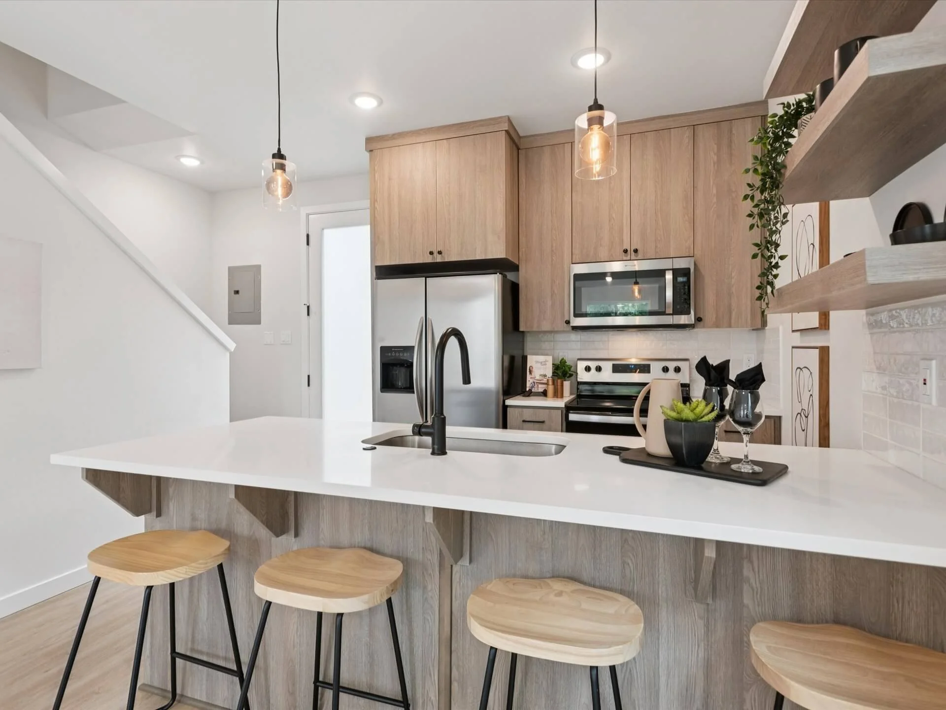 20-N Burrage Ave - Portland - 096.jpg