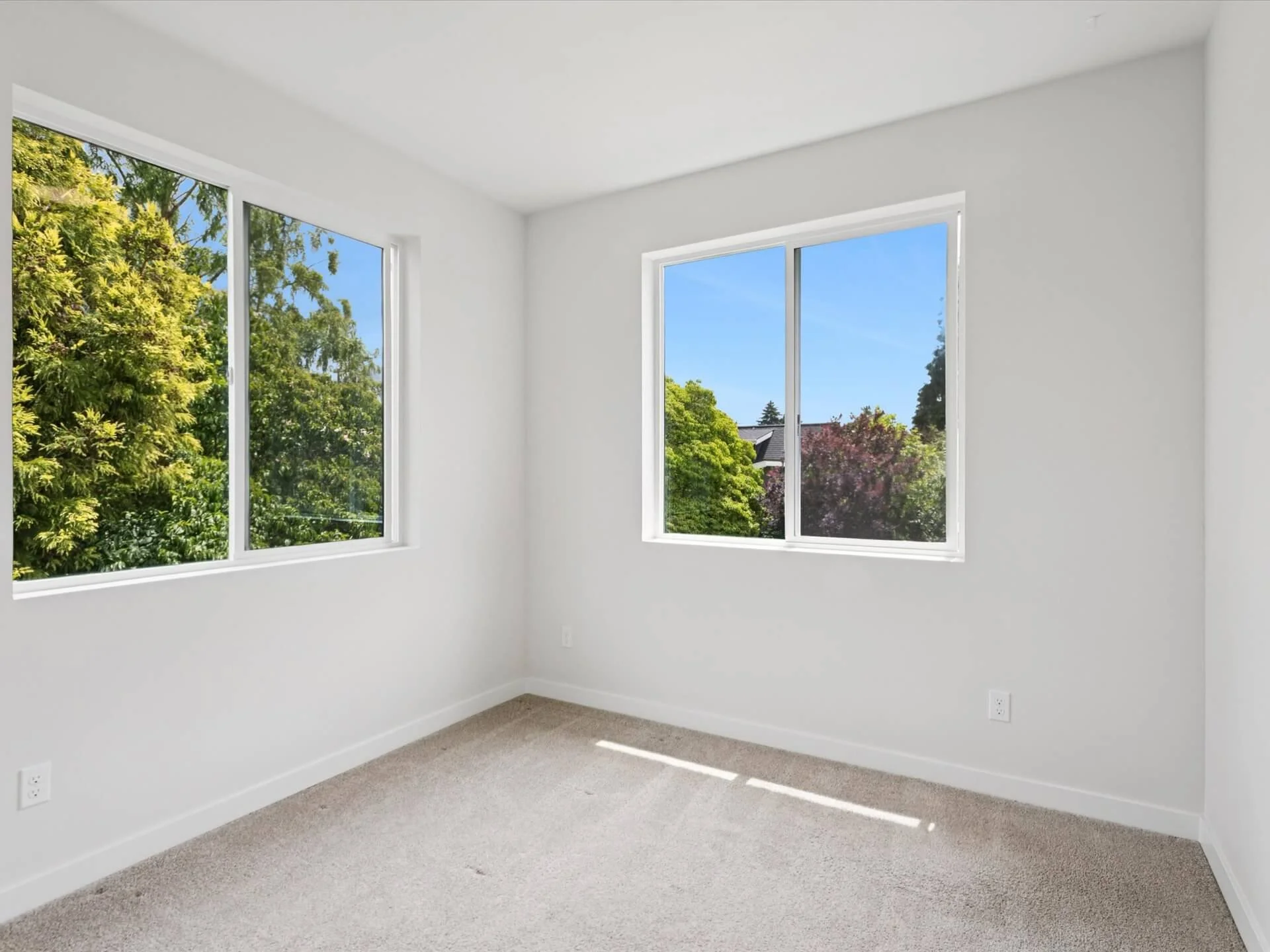 29-N Burrage Ave - Portland - 141.jpg