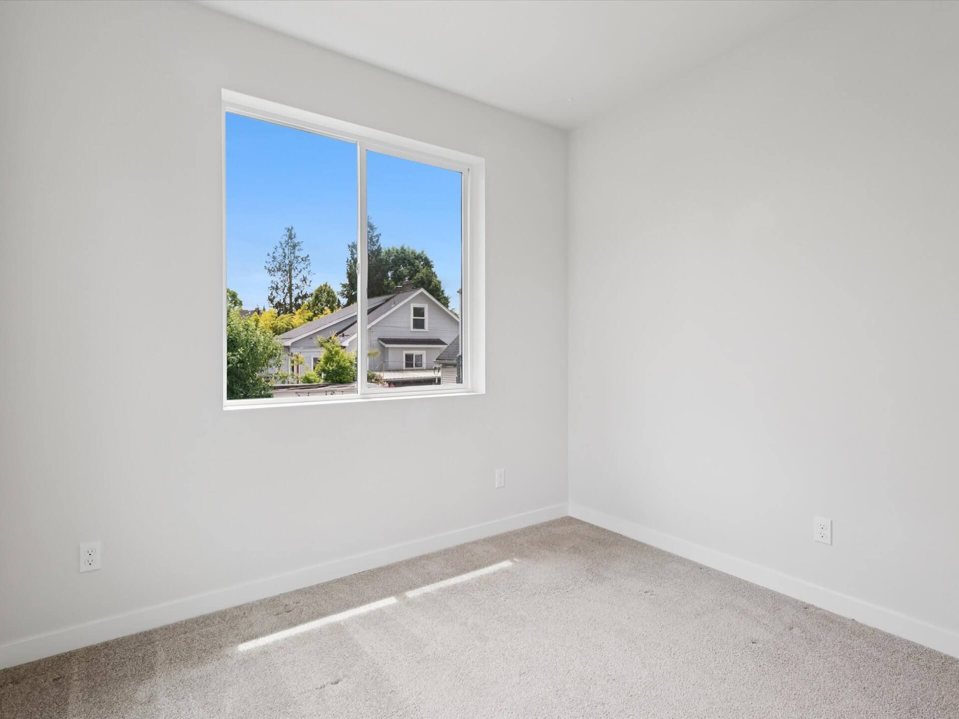 31-N Burrage Ave - Portland - 151.jpg