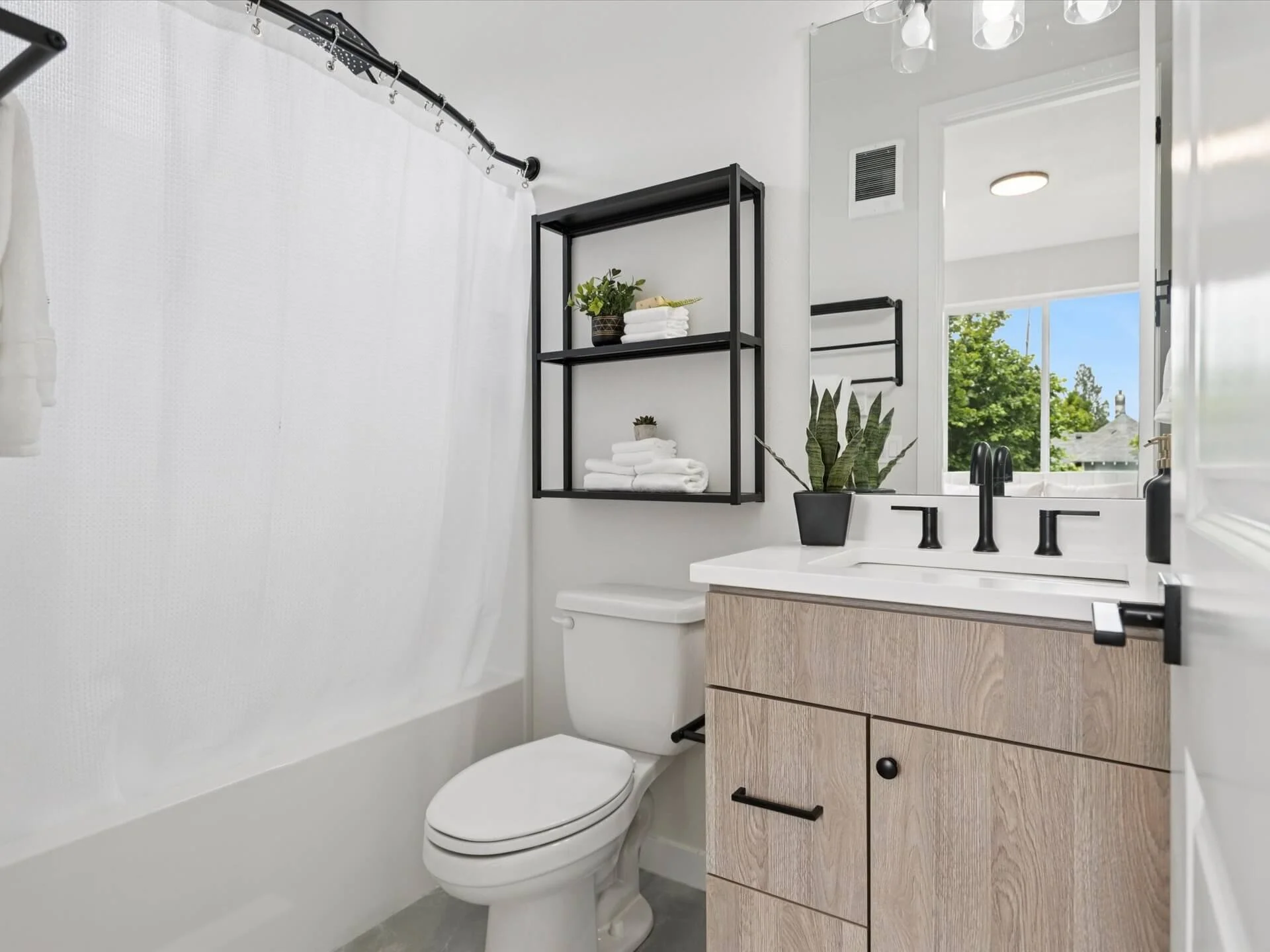 33-N Burrage Ave - Portland - 161.jpg