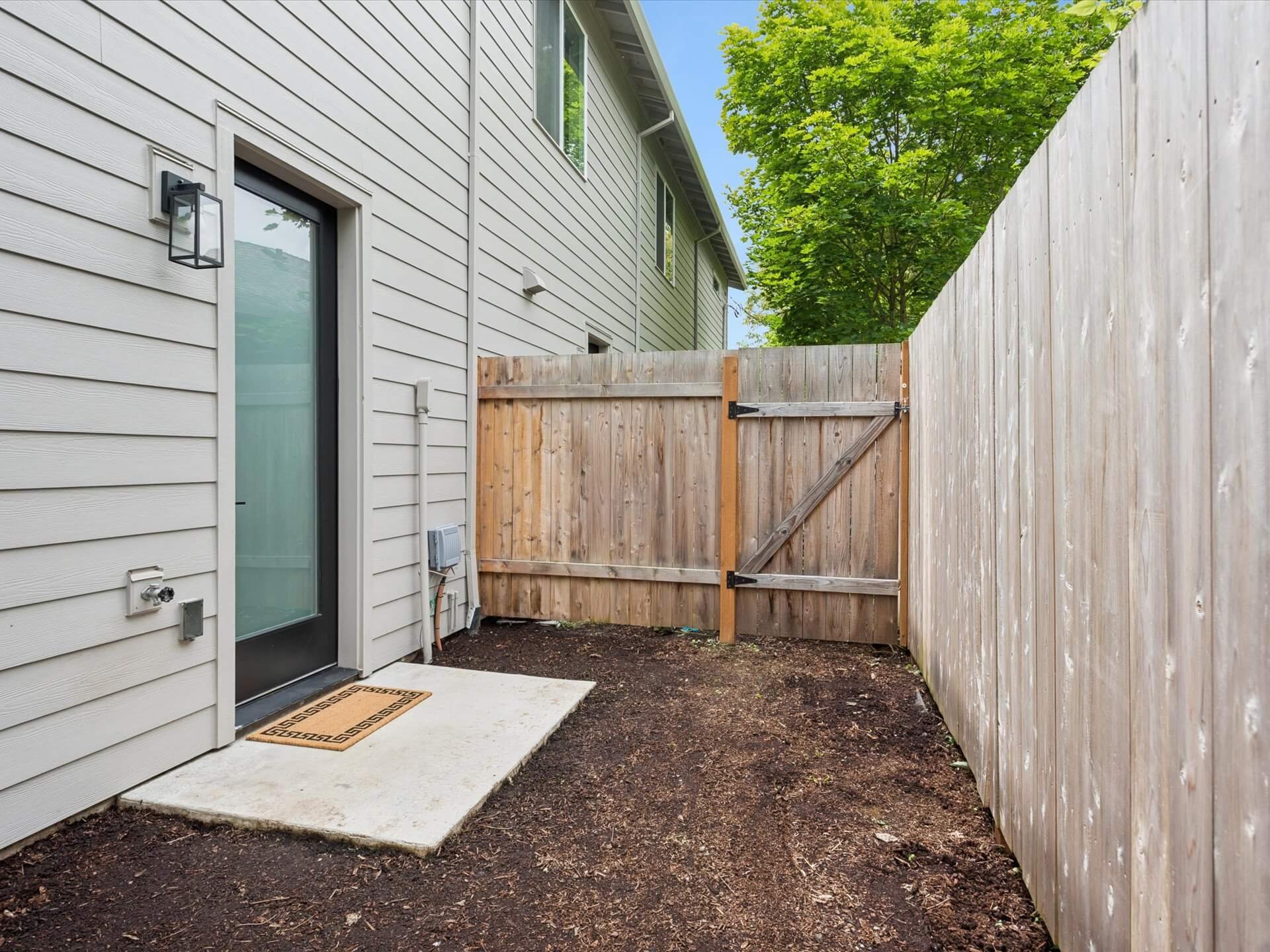 36-N Burrage Ave - Portland - 176.jpg