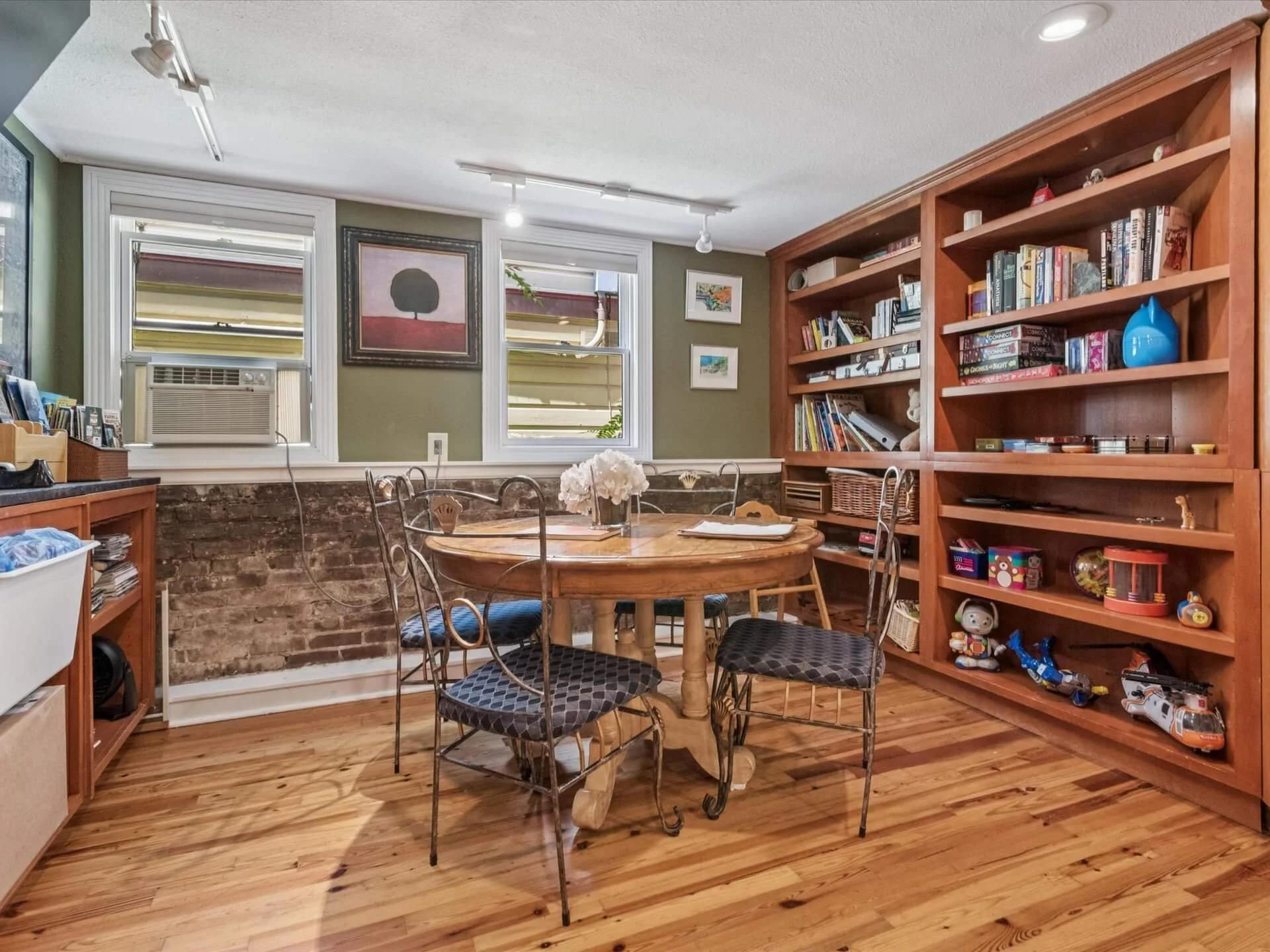 28-NW Thurman St - Portland - 136.jpg