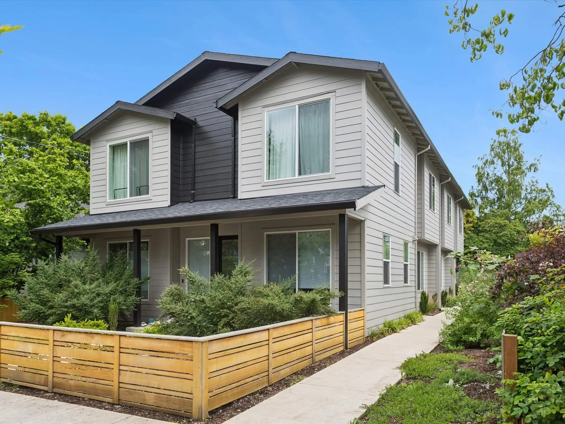 6410 N Burrage Ave.<Strong>SOLD</strong>