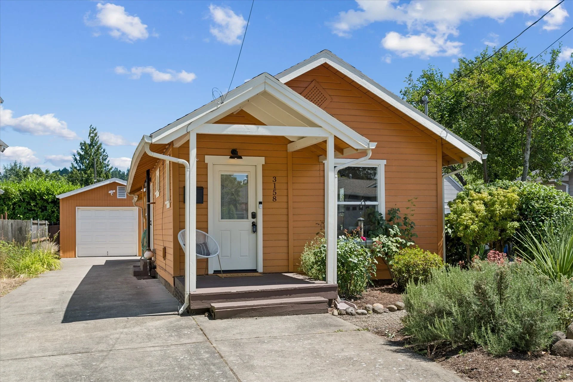3158 NE 78th Ave. <strong>$459,900 </strong&gt