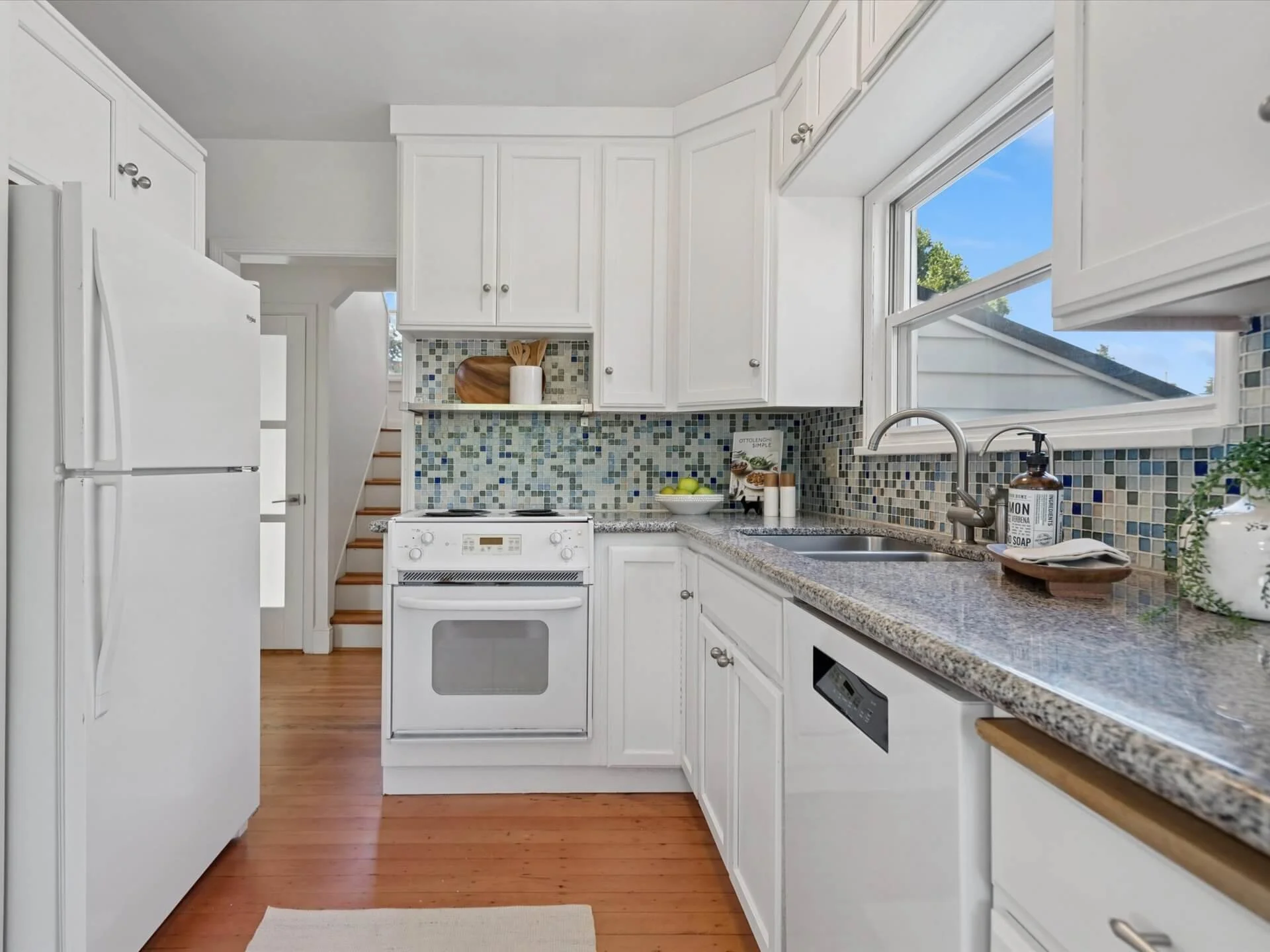 14-NE 66th Ave - Portland - 066 (1).jpg