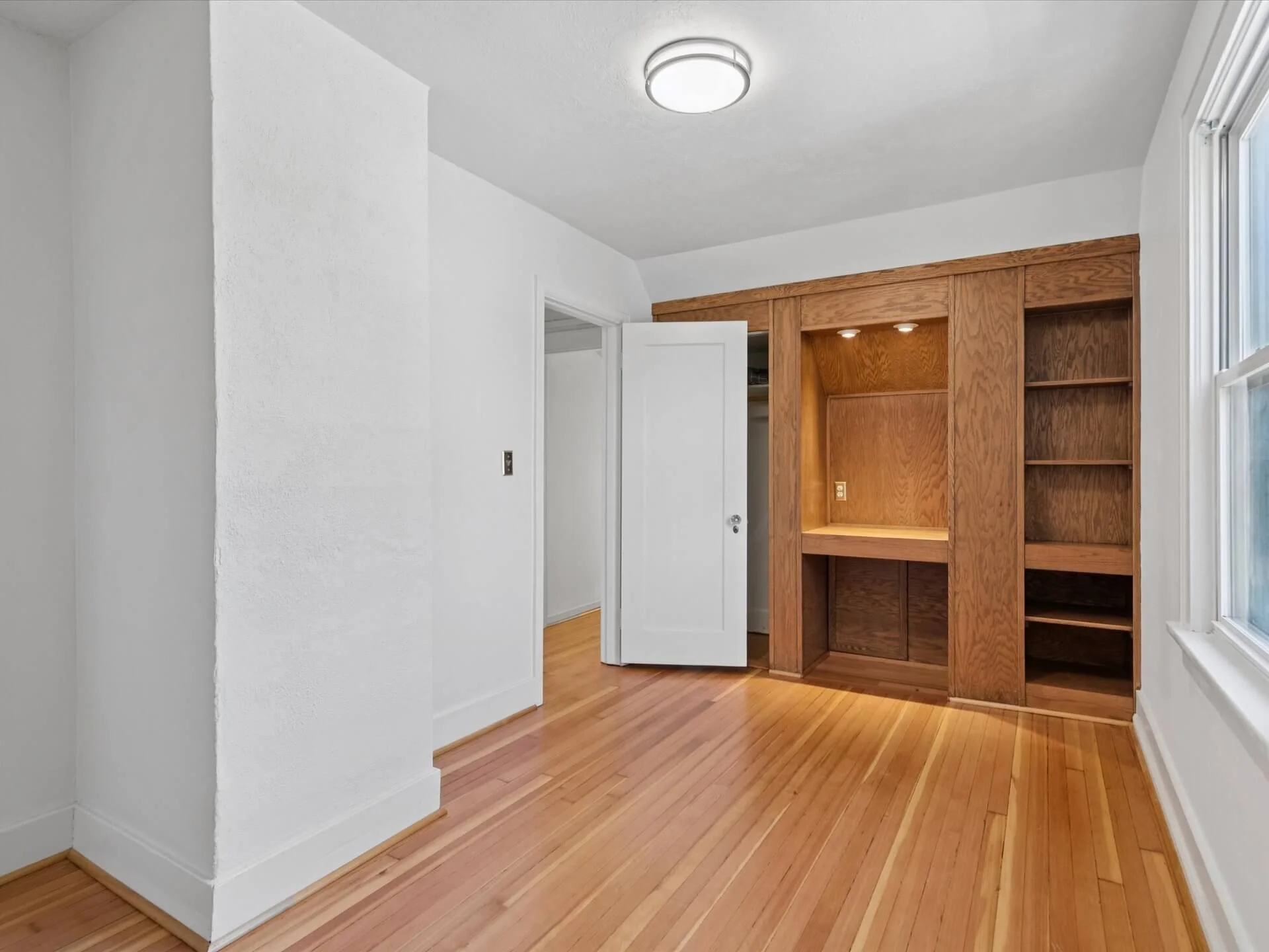 30-NE 66th Ave - Portland - 146 (1).jpg