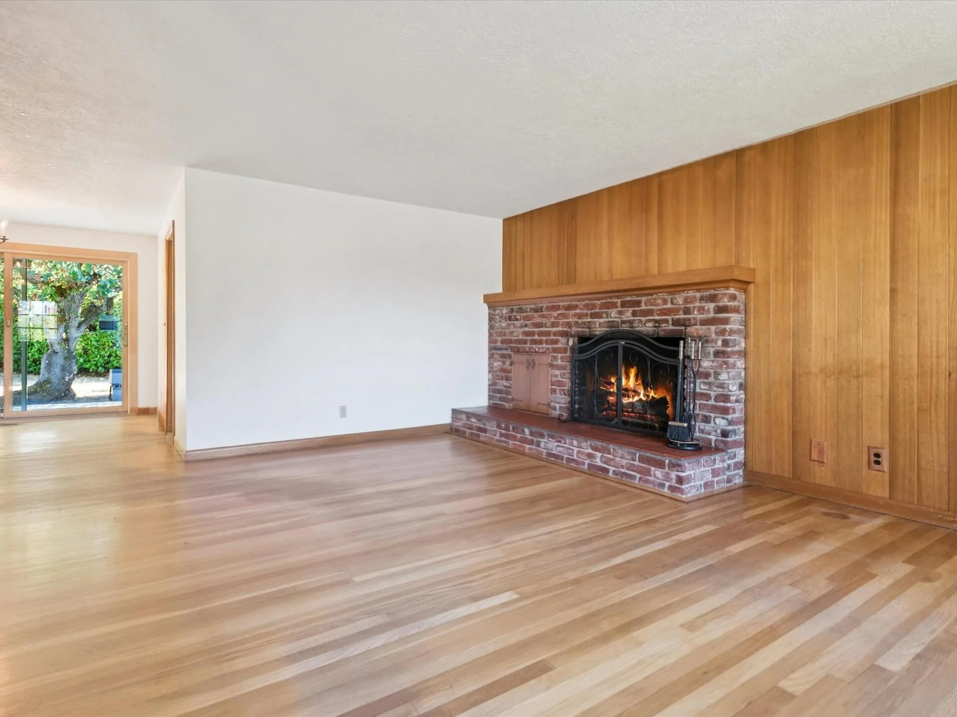 08-SE Lincoln Ct - Portland - 036.jpg