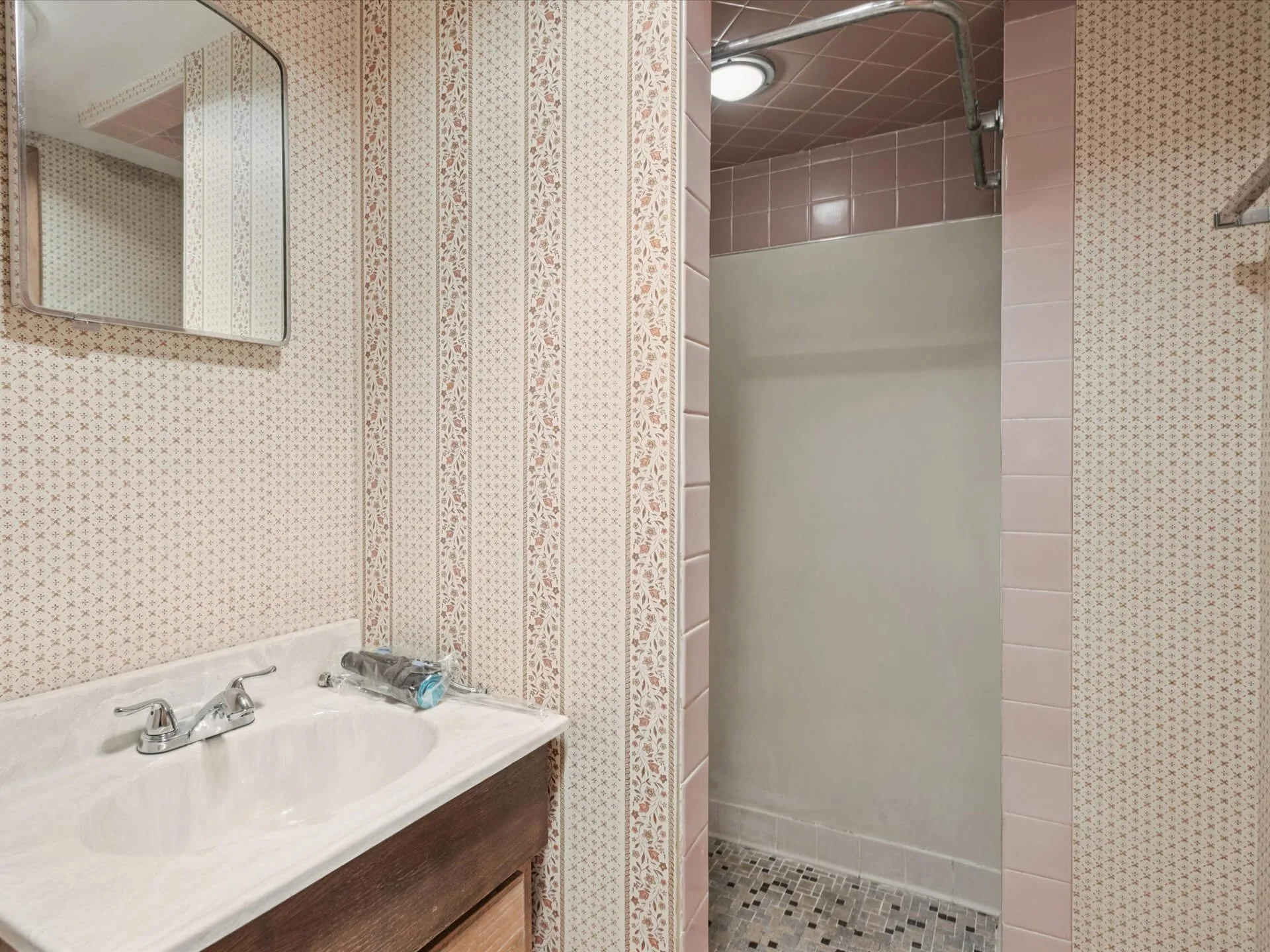 32-SE Lincoln Ct - Portland - 156.jpg