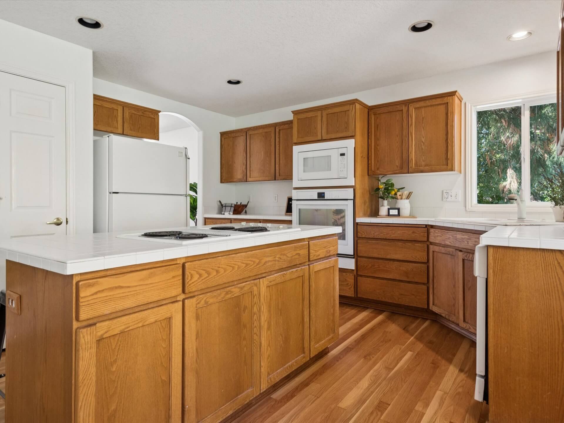 16-SW 109th Ave - Tigard - 076.jpg
