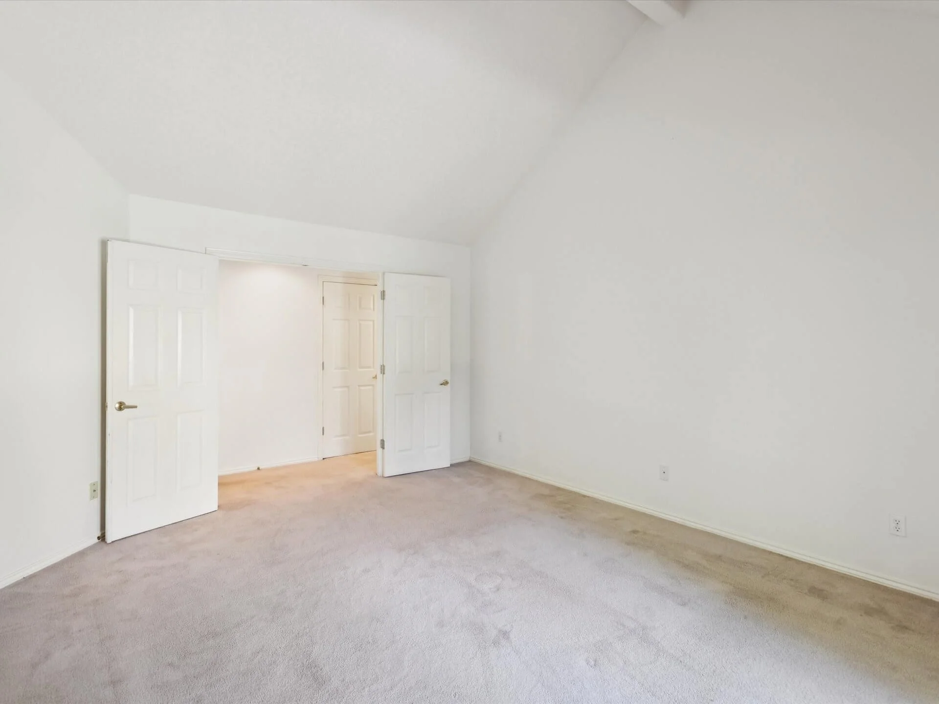 26-SW 109th Ave - Tigard - 126.jpg