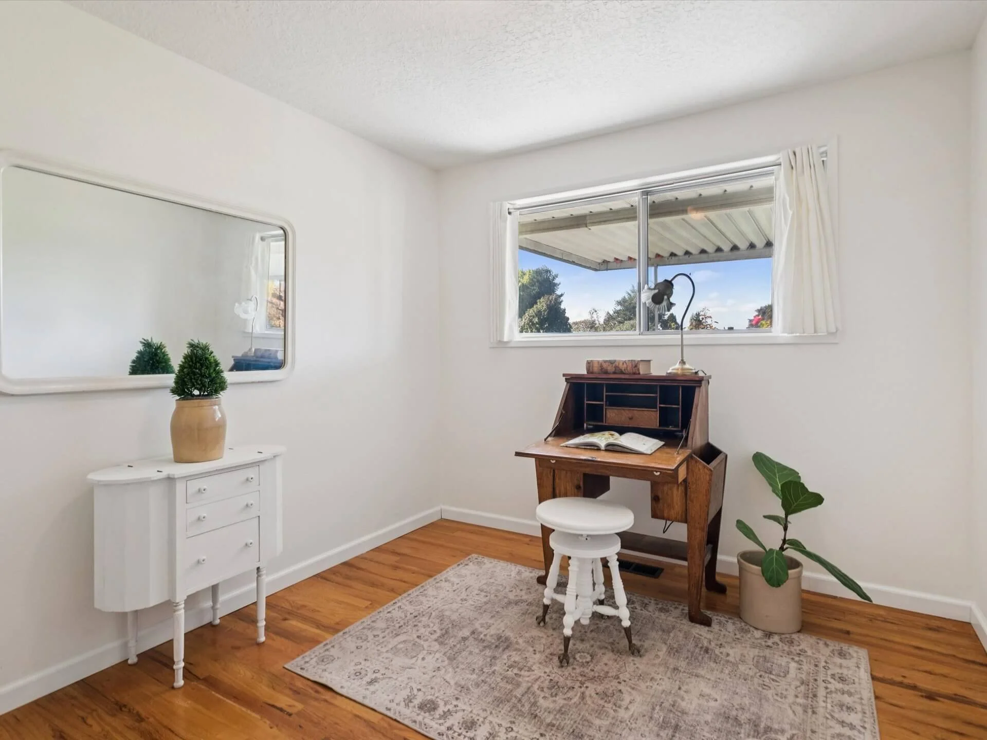 24-Umpqua Rd - Woodburn - 116.jpg
