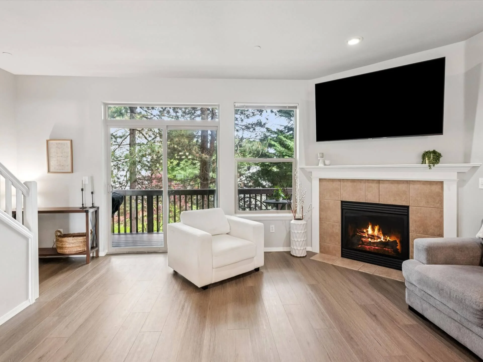 08-SW Stone Ridge Cir - Beaverton - 036.jpg