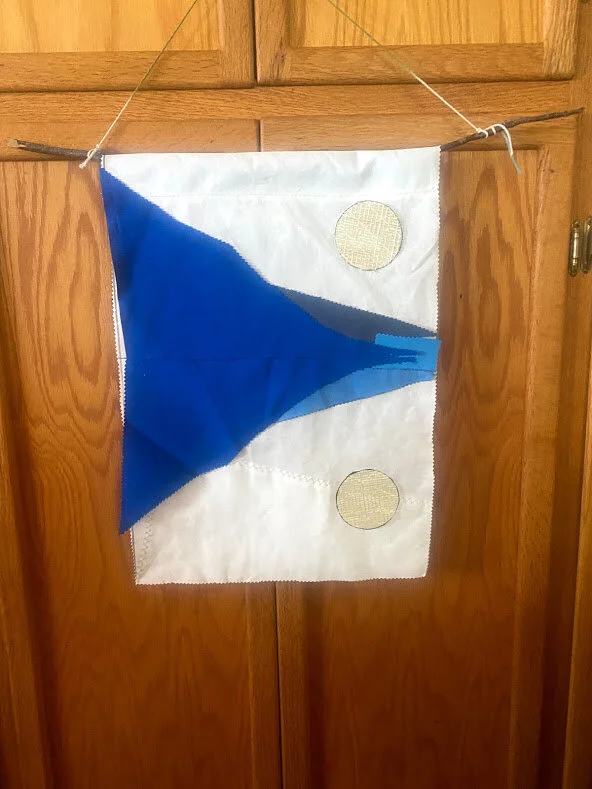 WATERSCAPE WALL HANGING ART KIT — MOUNTAIN WATER CANVAS