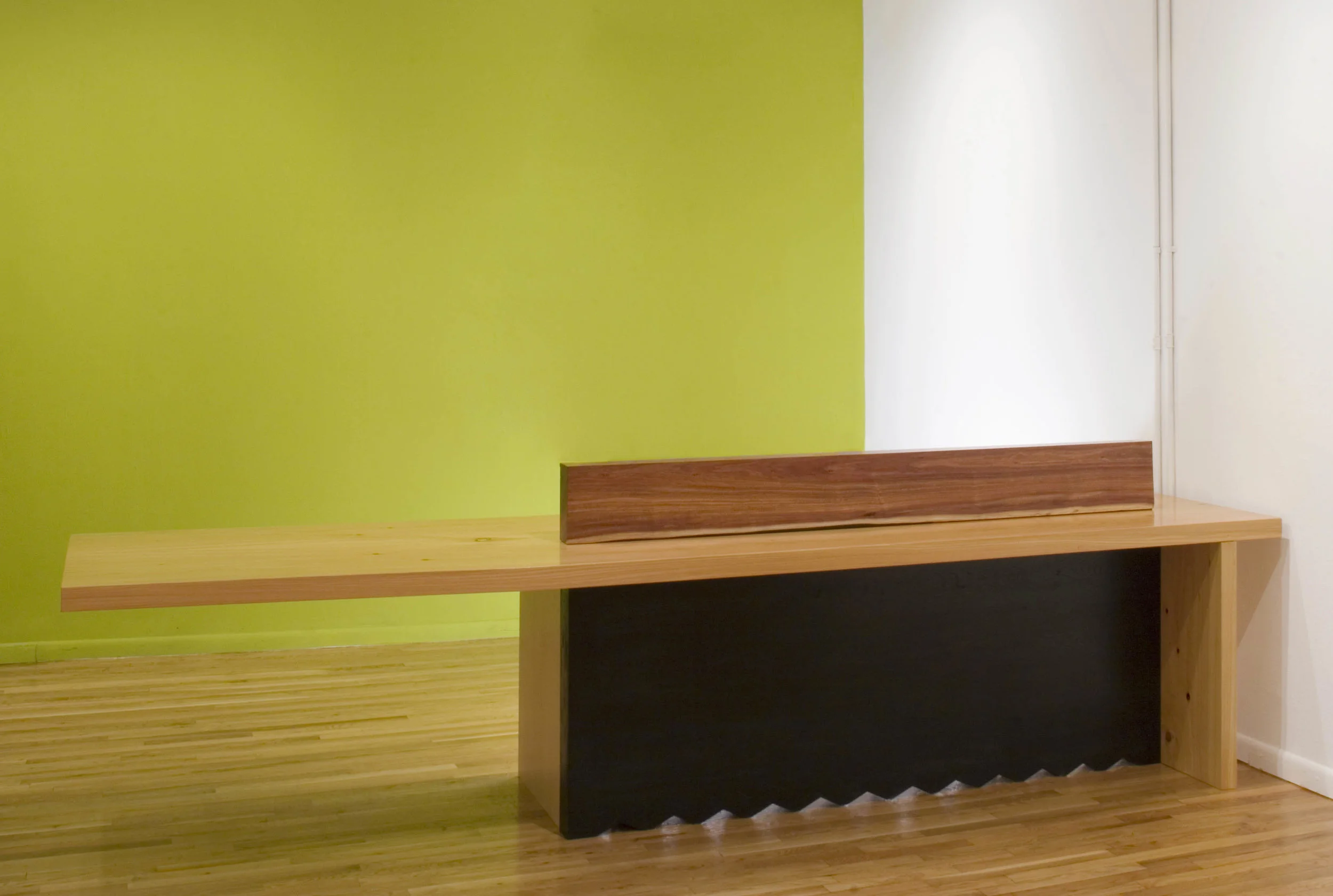 Babette Retail Sales Desk