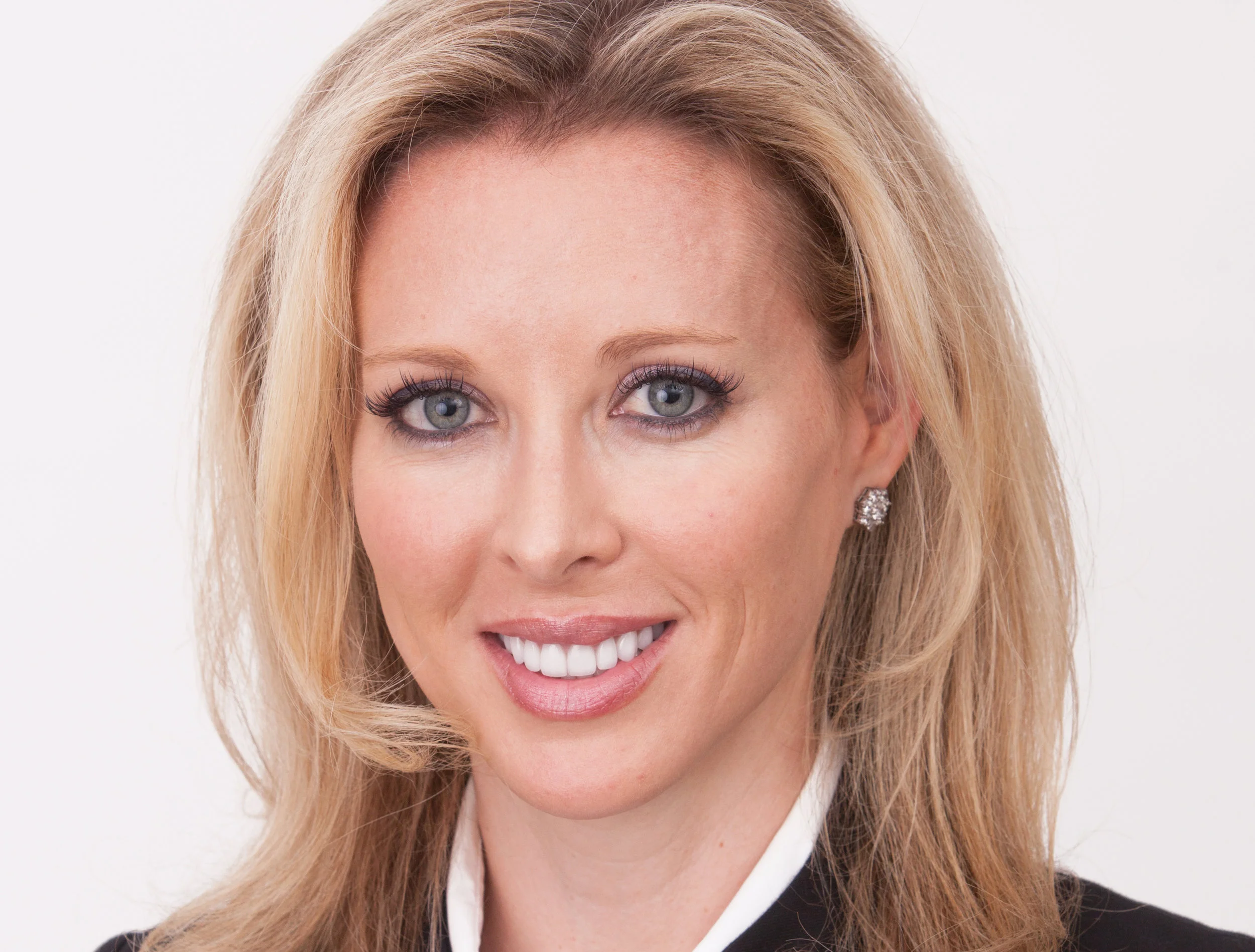 Melissa Taunton Melissa joined NEA as a Partner in 2015. She focuses on talent acquisition at the executive level across the NEA portfolio. Melissa brings broad operating experience from the technology and healthcare sectors, along with a passion for cultivating relationships, to seek out best in class people who will build life-changing companies that have global reach. Melissa began her career in technology at Qualcomm (supply chain management), Hewlett Packard (global contract manufacturing strategy) and Netopia (strategic technology alliances). She then transitioned to healthcare, as President of Drip Drop, Inc. (an oral rehydration product for hospital and home use) and realized her passion for creatively improving human health and lives through access to technology solutions. She subsequently joined Khosla Ventures as an Operating Partner focused on finding the best people to advance cutting edge companies at the intersection of technology and life sciences. Twitter & LinkedIn