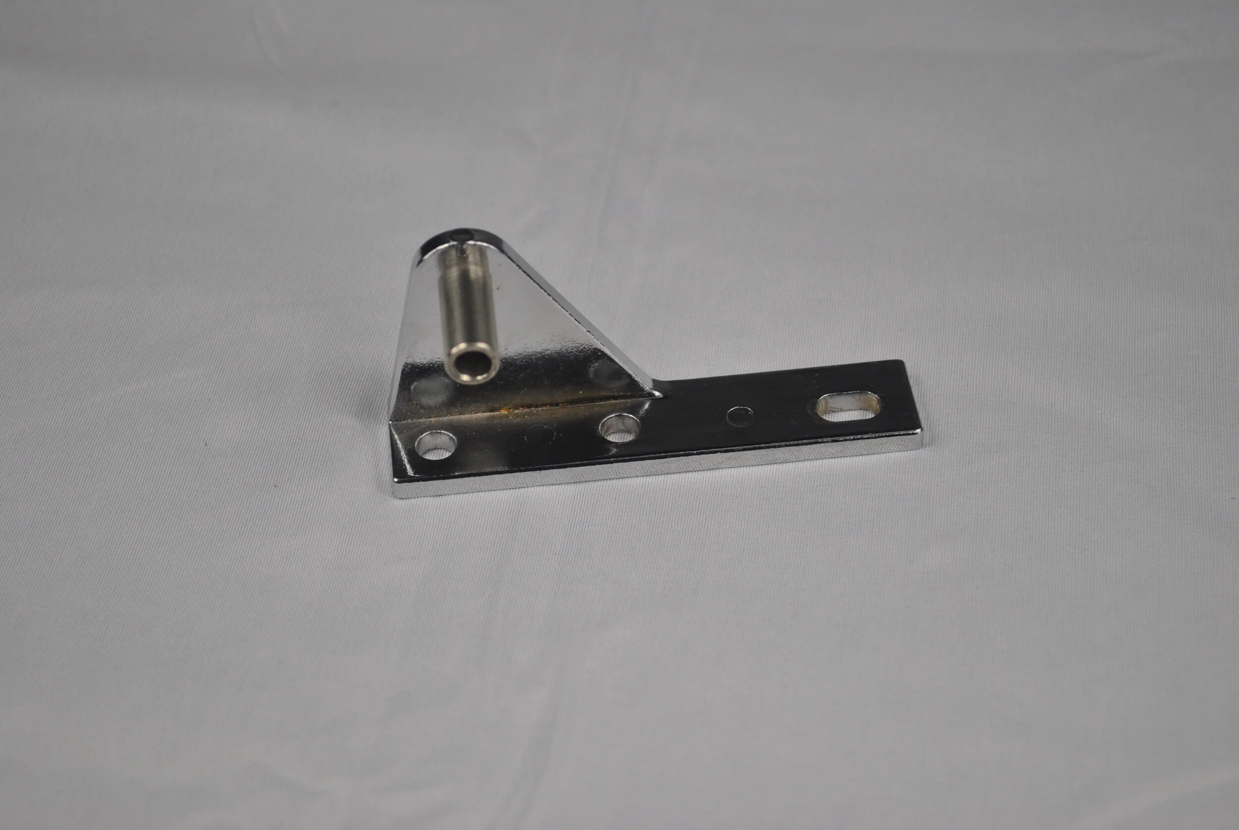 LEFT UPPER HINGE 1919.jpg