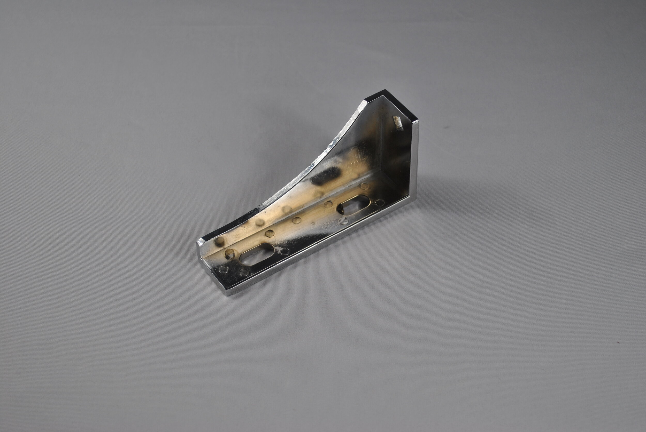 UPPER LEFT HINGE-CDF2RR-04.JPG