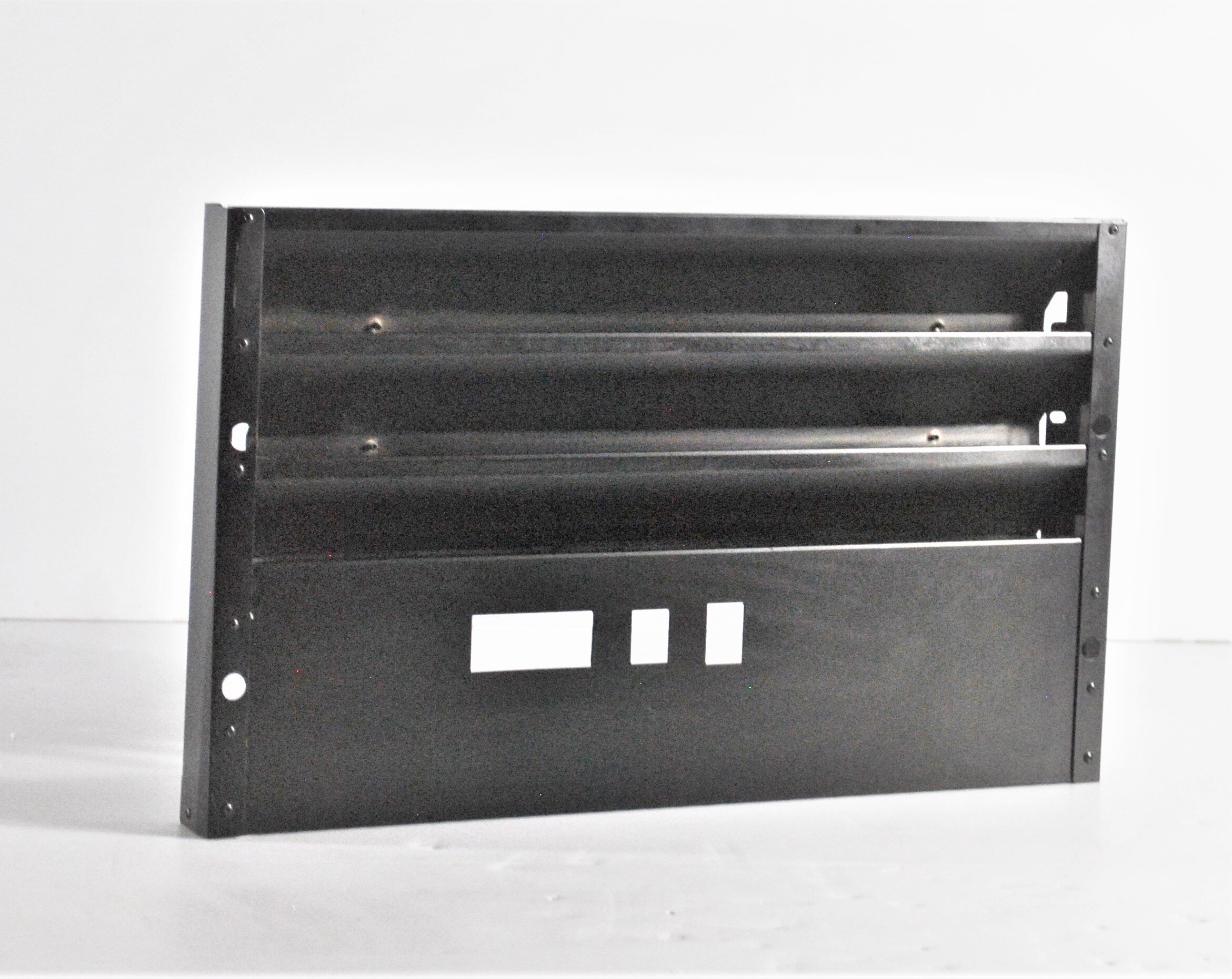 BOTTOM GRILL 25811.JPG