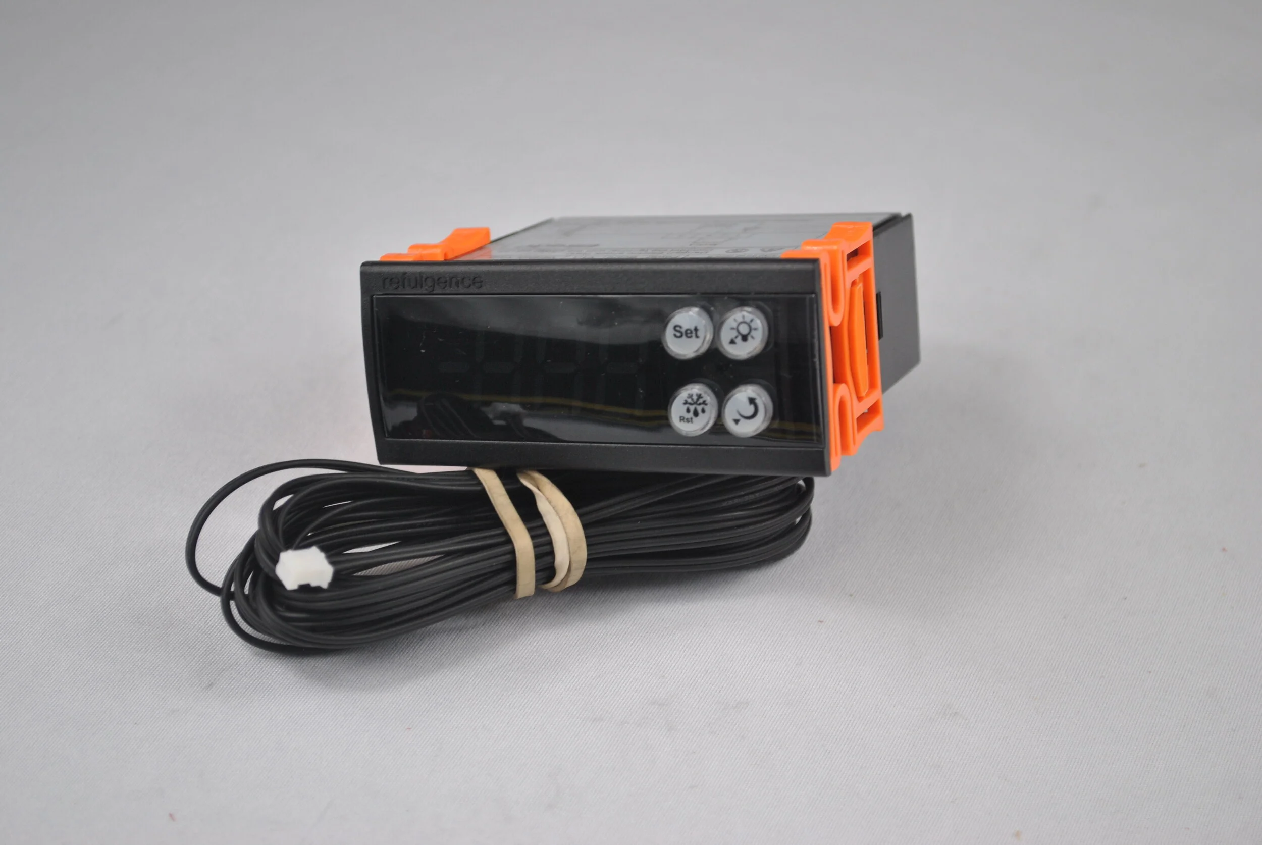 DIGITAL THERMOSTAT (ECS-180).JPG