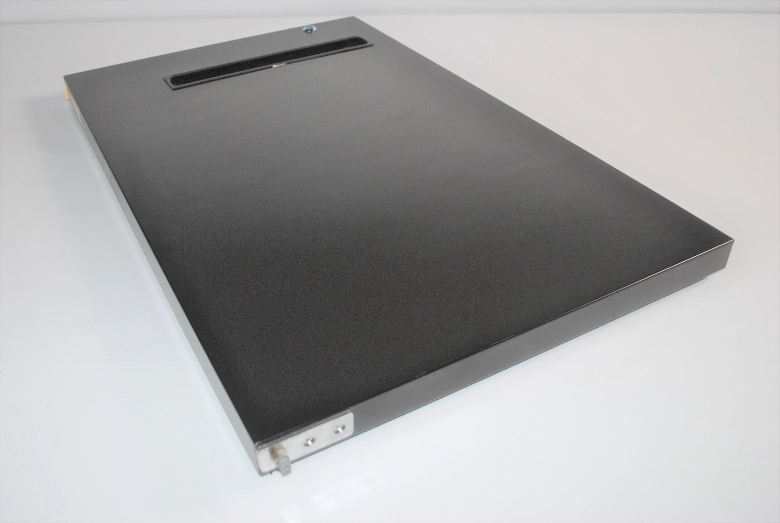 LEFT DOOR (SOLID BLACK) U72S01.jpg