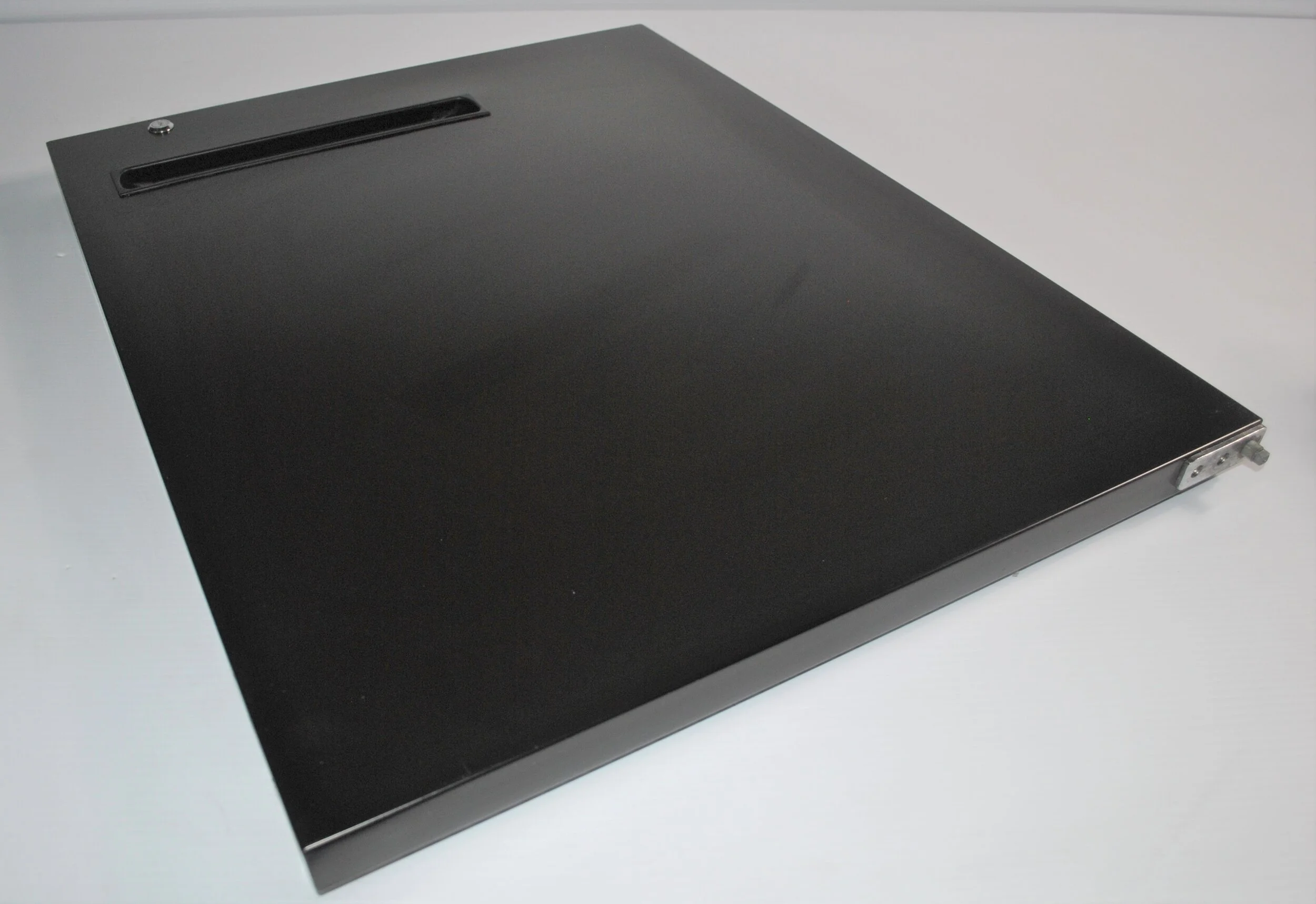 RIGHT DOOR (SOILD BLACK) U60S03.jpg