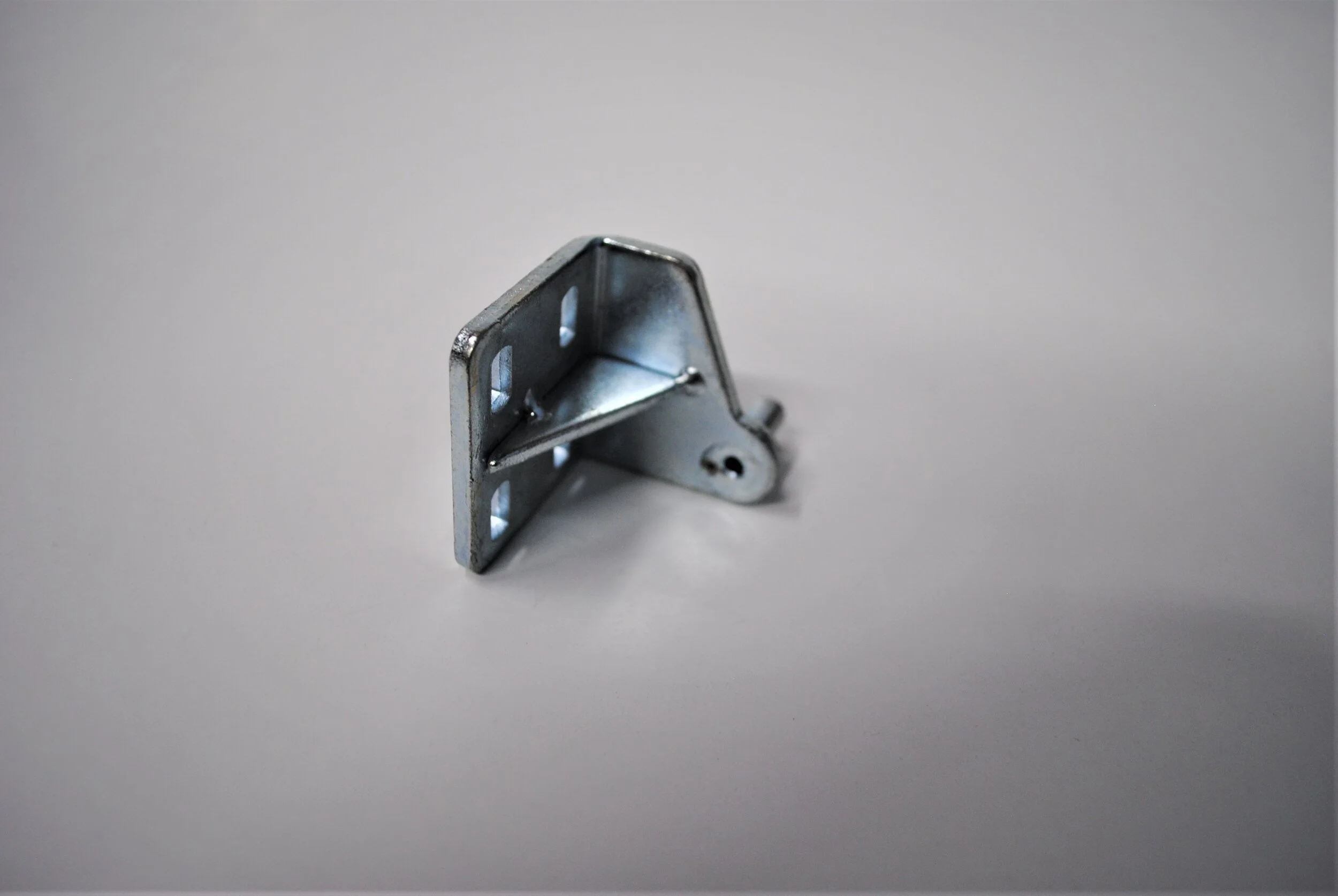 BOTTOM HINGE Right BGM.jpg