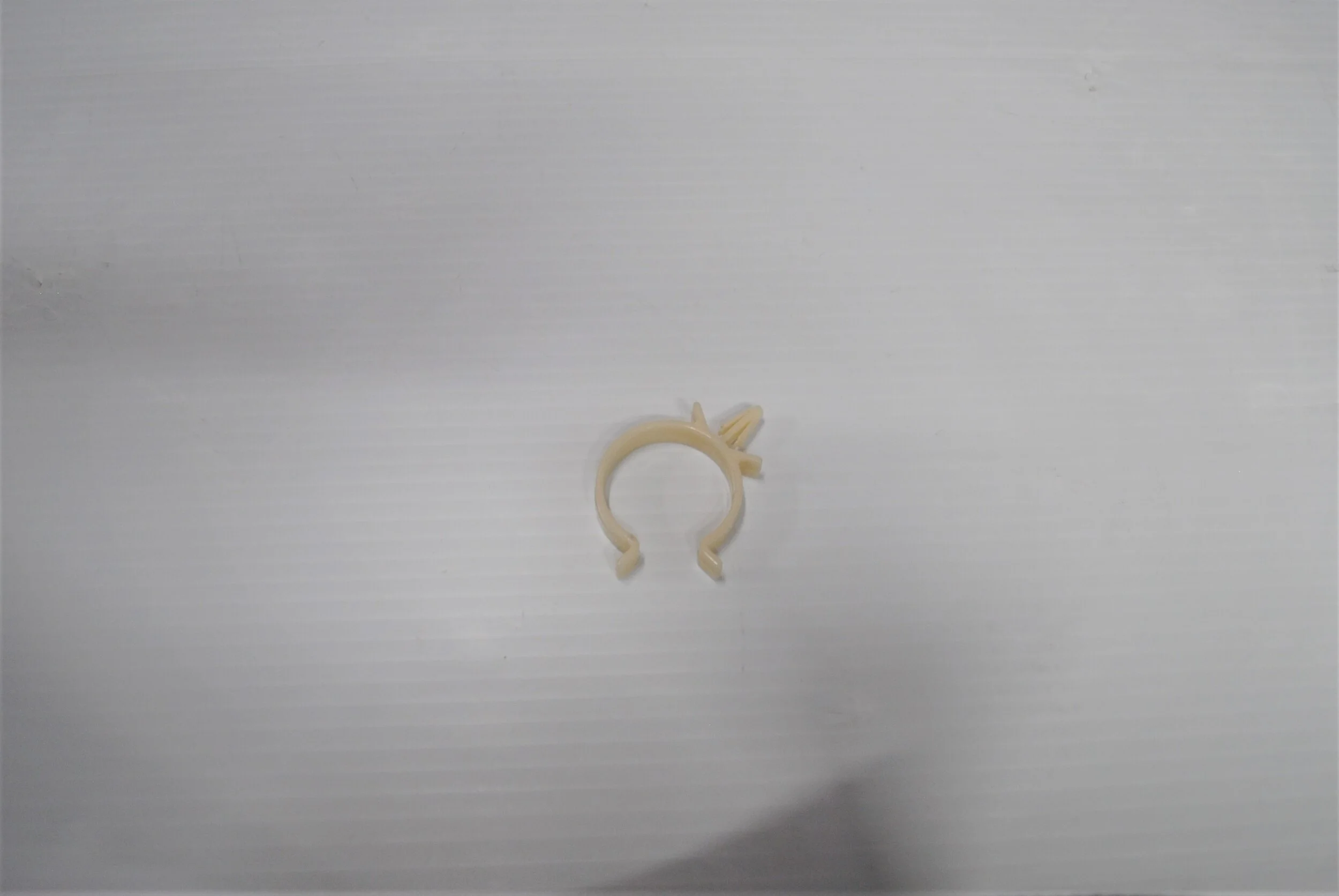 DELI FLUORESCENT LIGHT CLIP (1).jpg