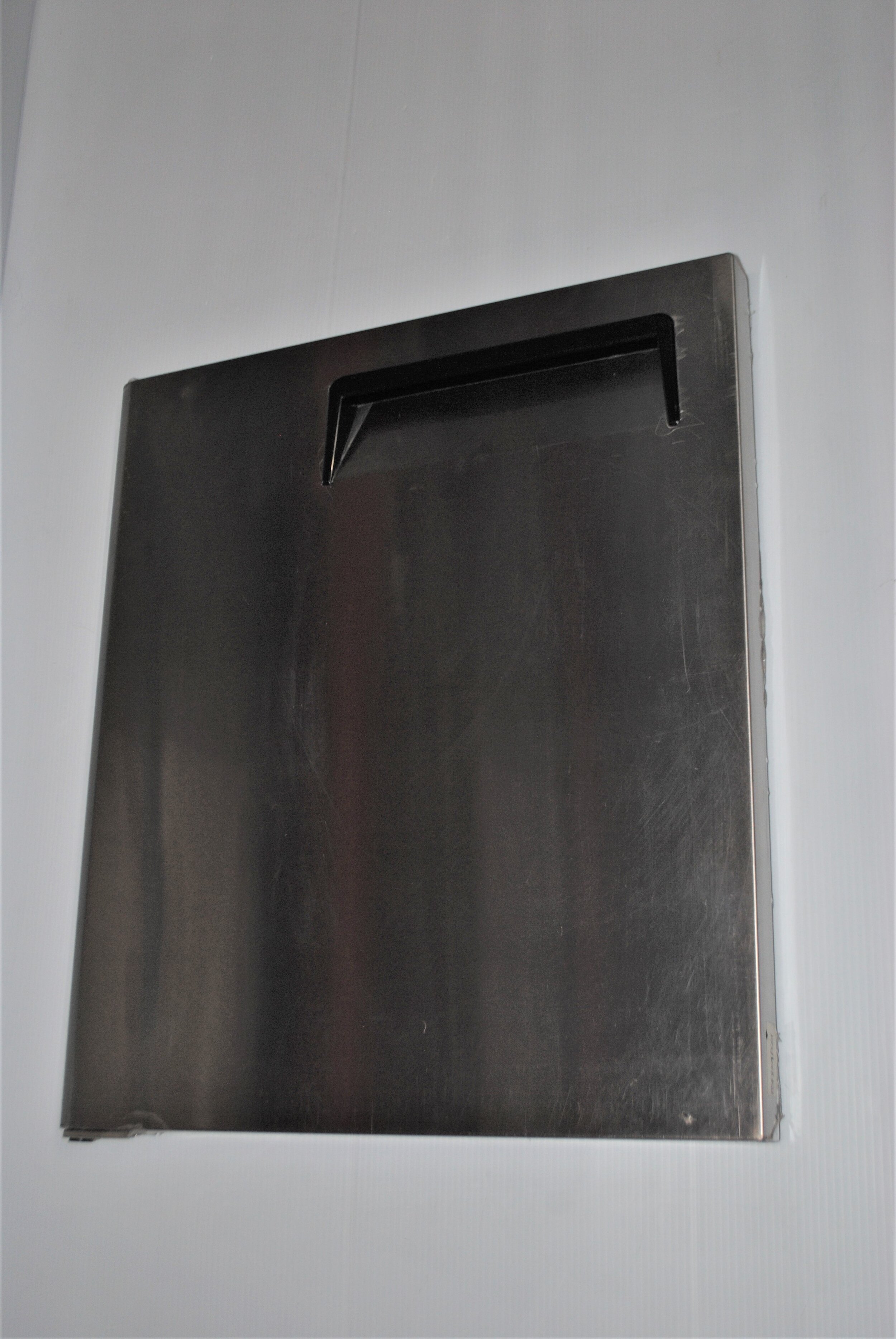 Doors MSF8304FC01(left).jpg