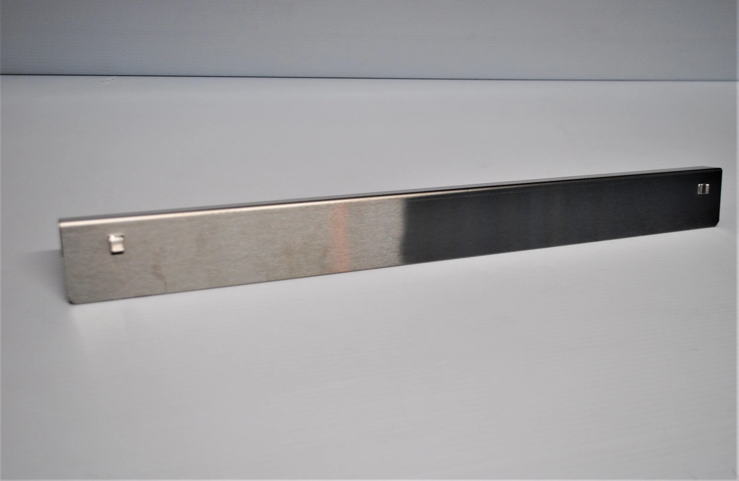 SHEET PAN HOLDER LEFT STR-STF.jpg