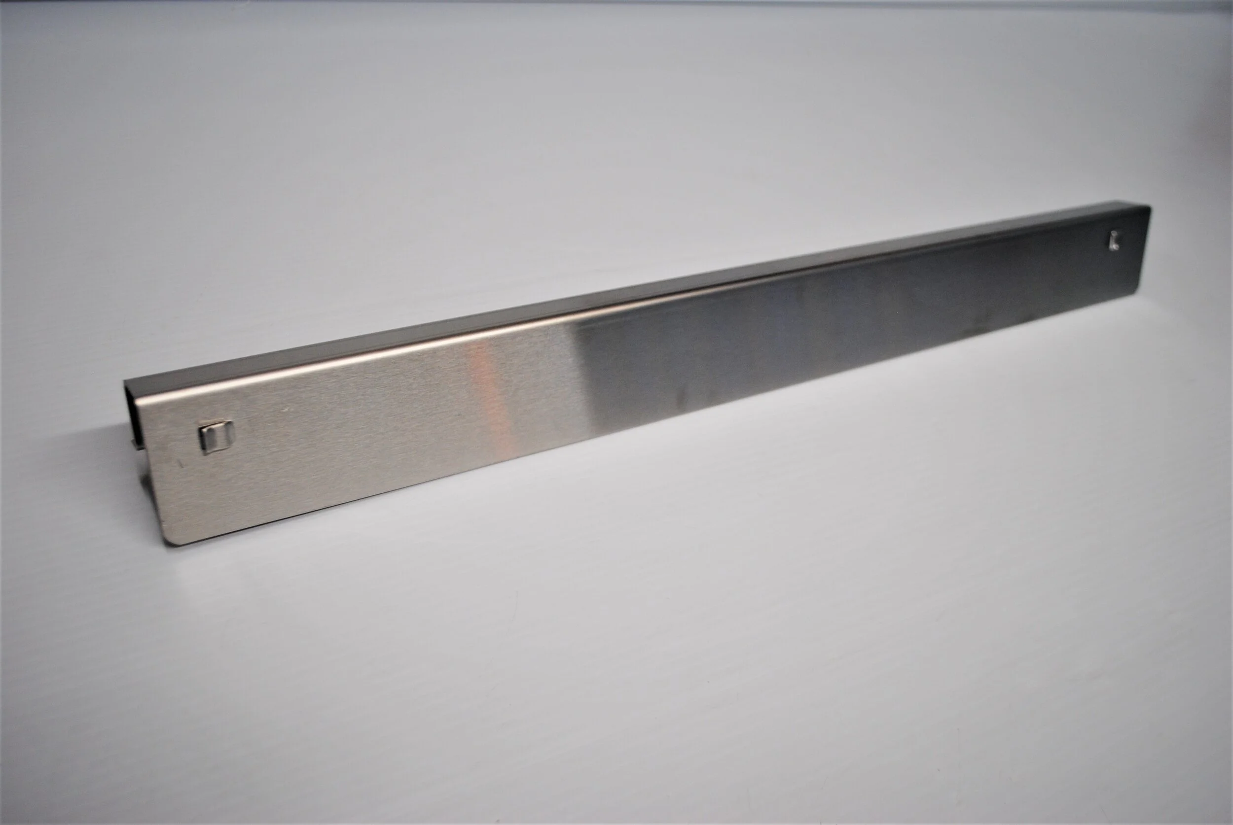 SHEET PAN HOLDER RIGHT STR-STF.jpg