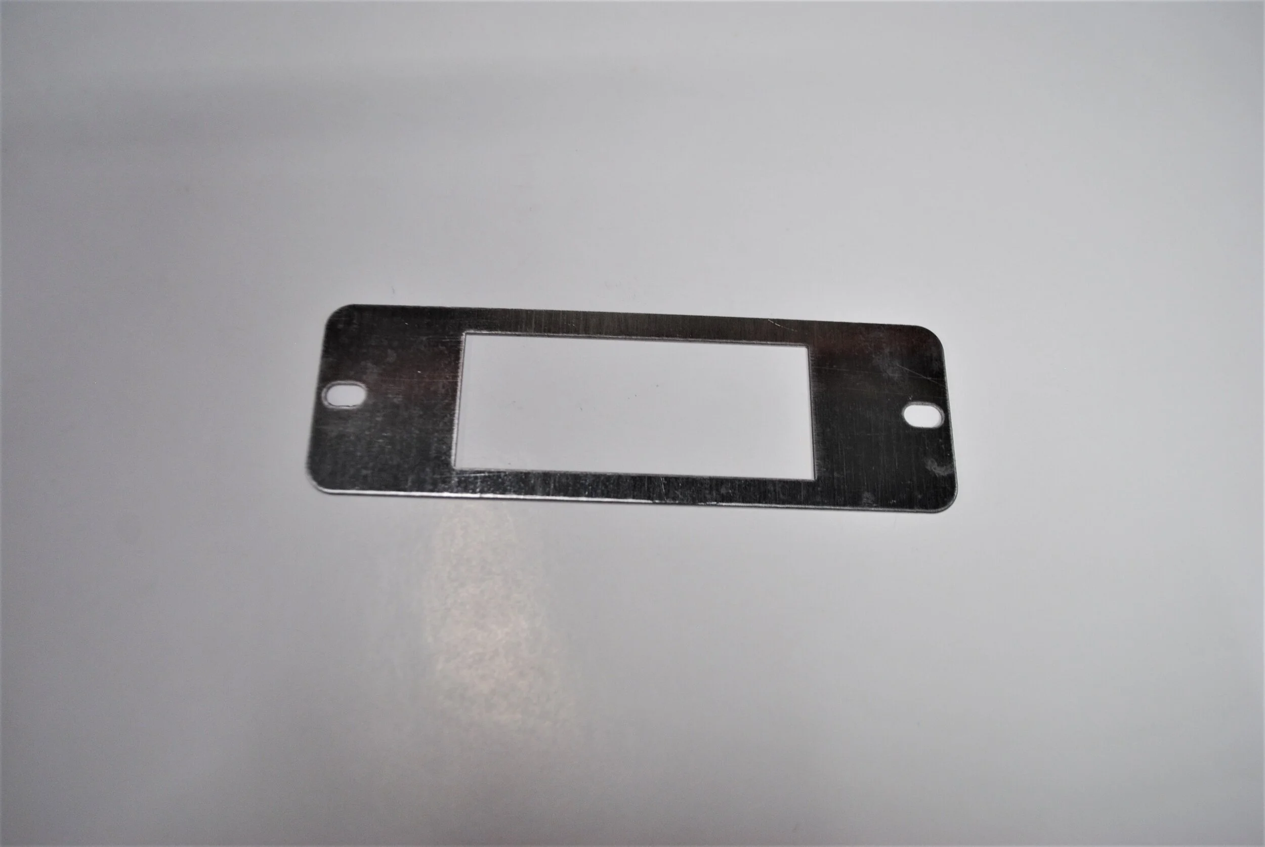 BRACKET DISPLAY 83032302.jpg