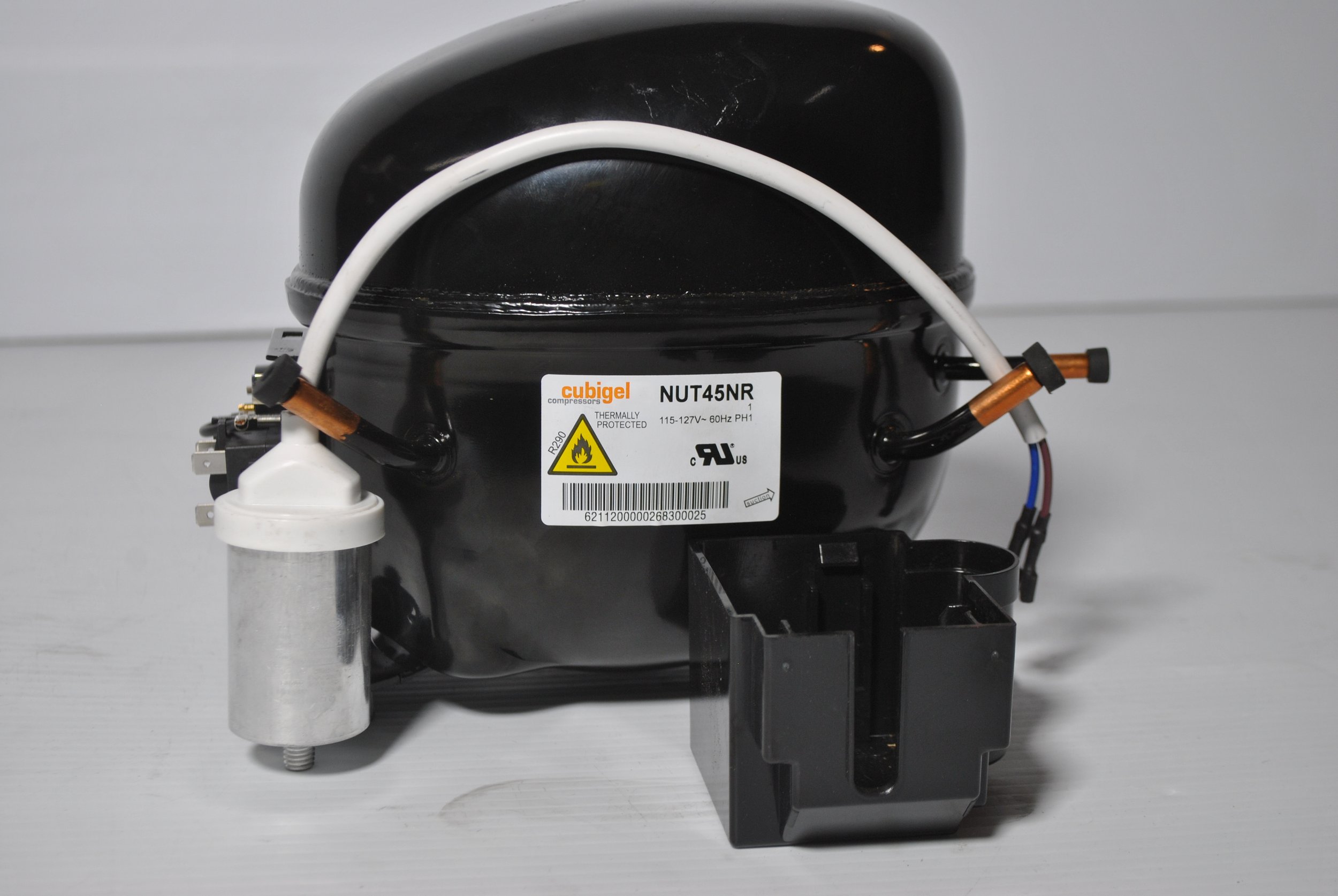 COMPRESSOR NUT45NR1 17209010043.JPG