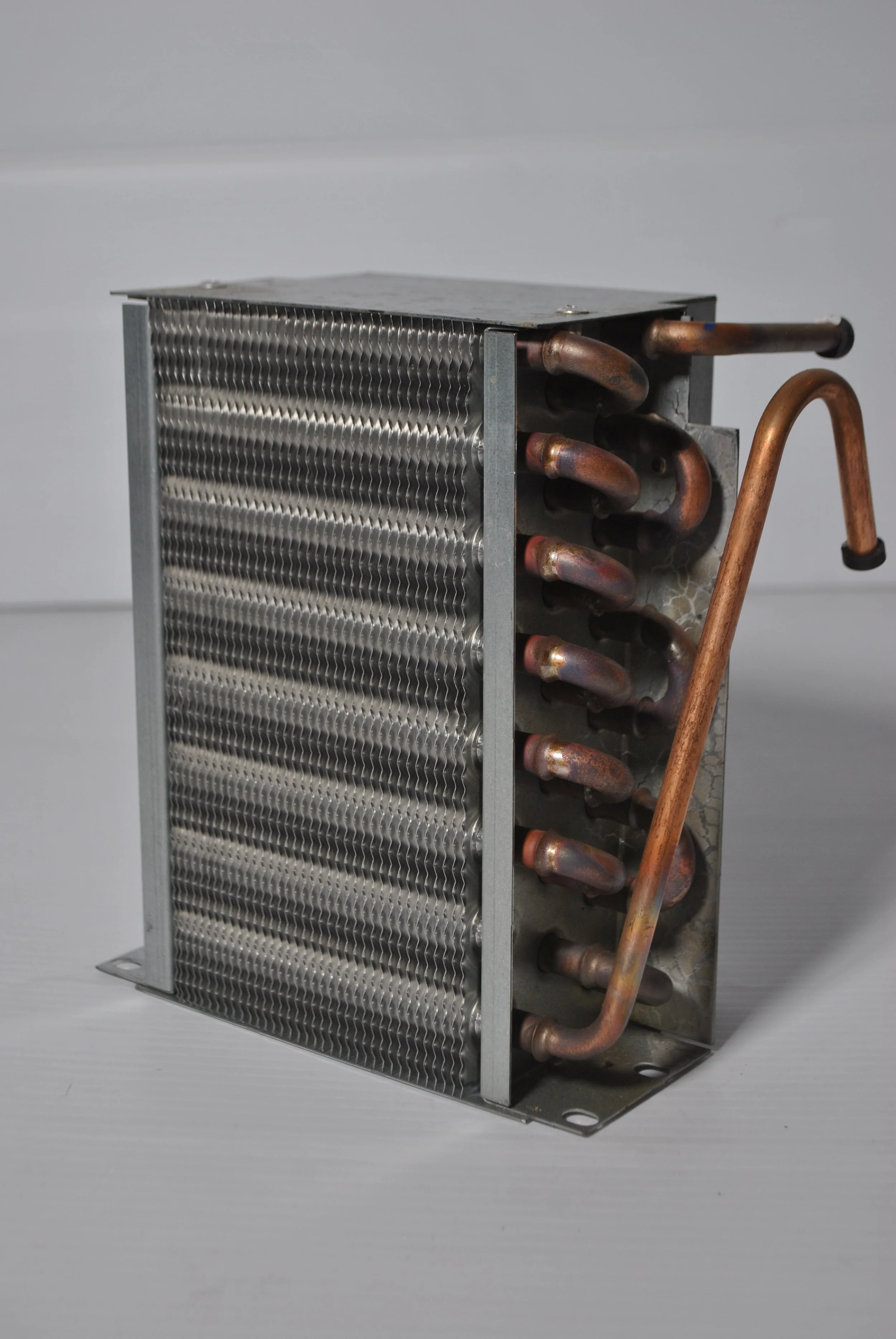 CONDENSER (3R8K110L) 17303080110.JPG