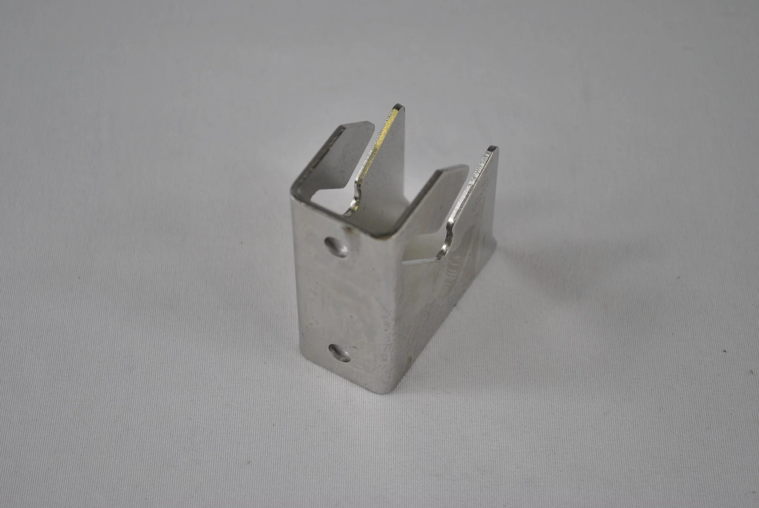 HOOD LID HINGE 82032901 MIDDLE.JPG