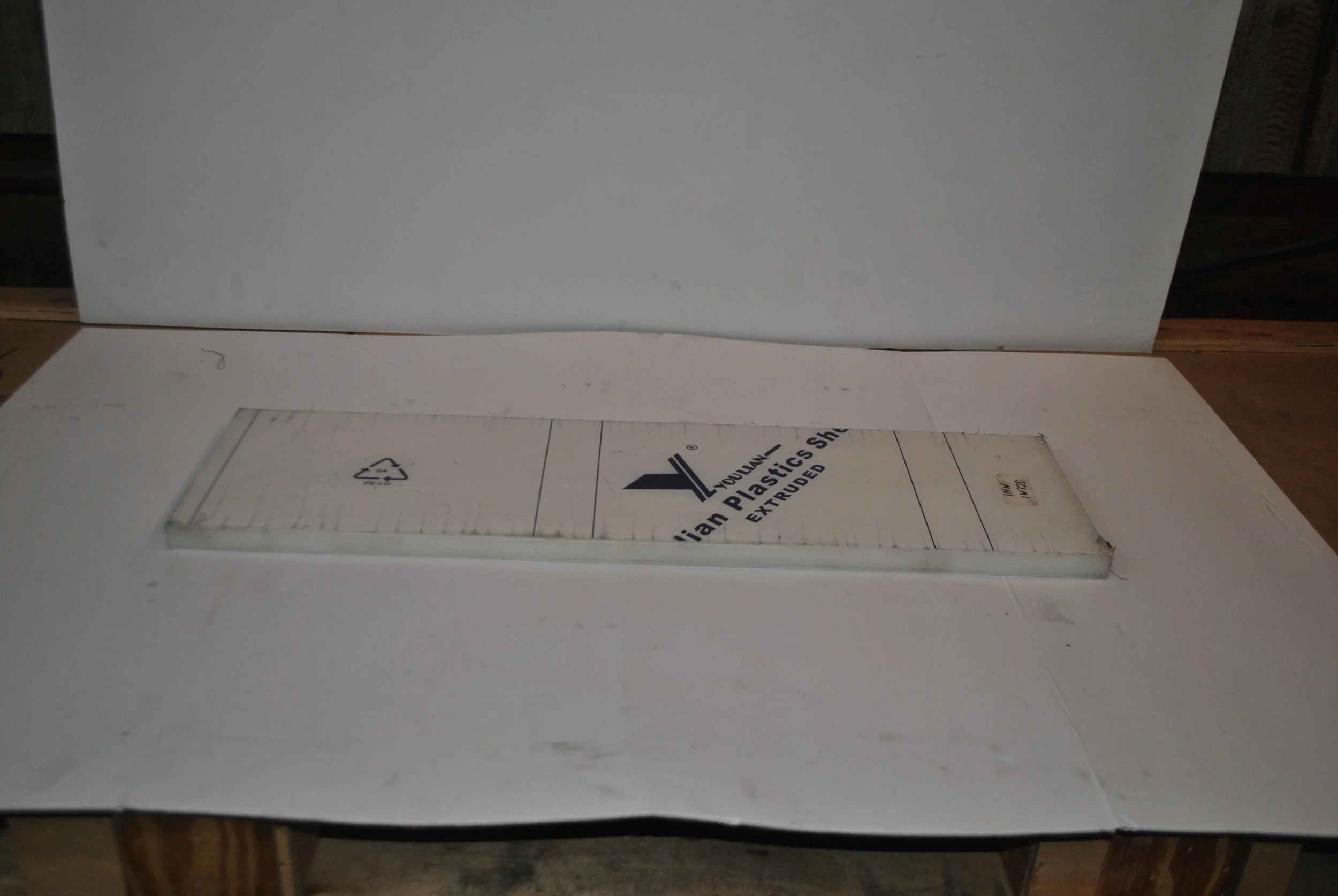 CUTTING BOARD M101.JPG