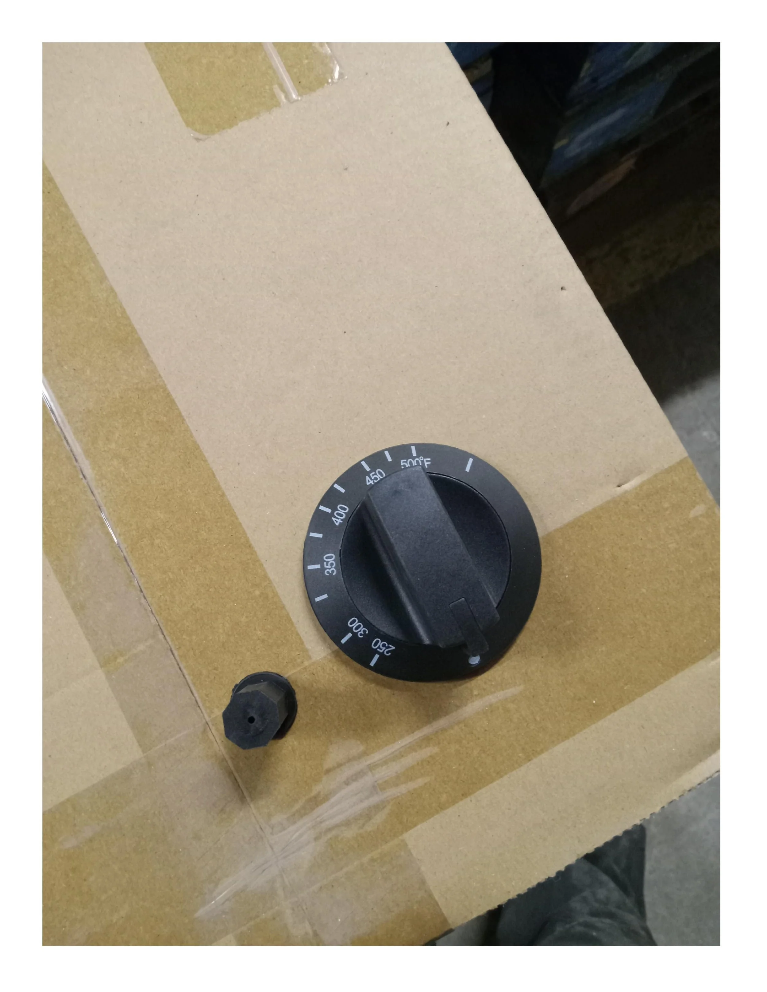 70101105128L  70101103900 Black thermstat knob (1).jpg