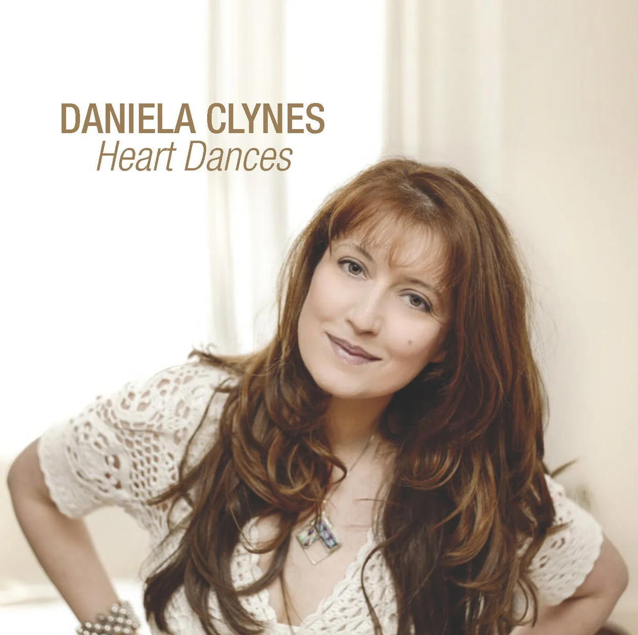 4736_Daniela Clynes_Heart Dancers_4pp Booklet-2_Page_1.jpg