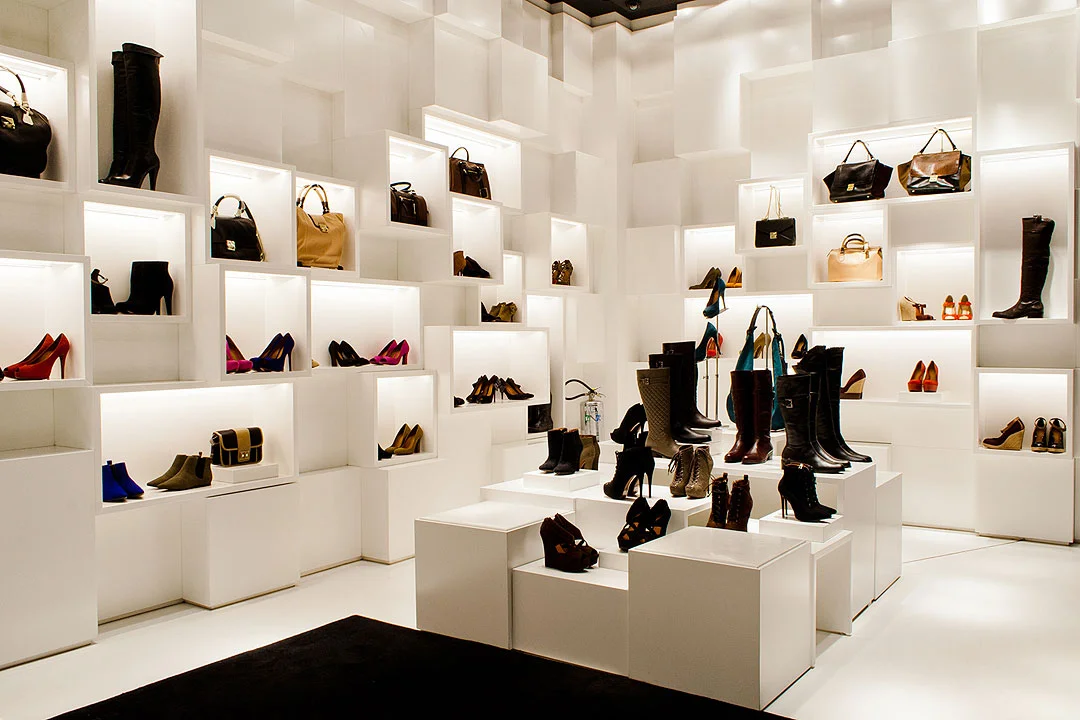 6_schutz_shop_leblon.jpg