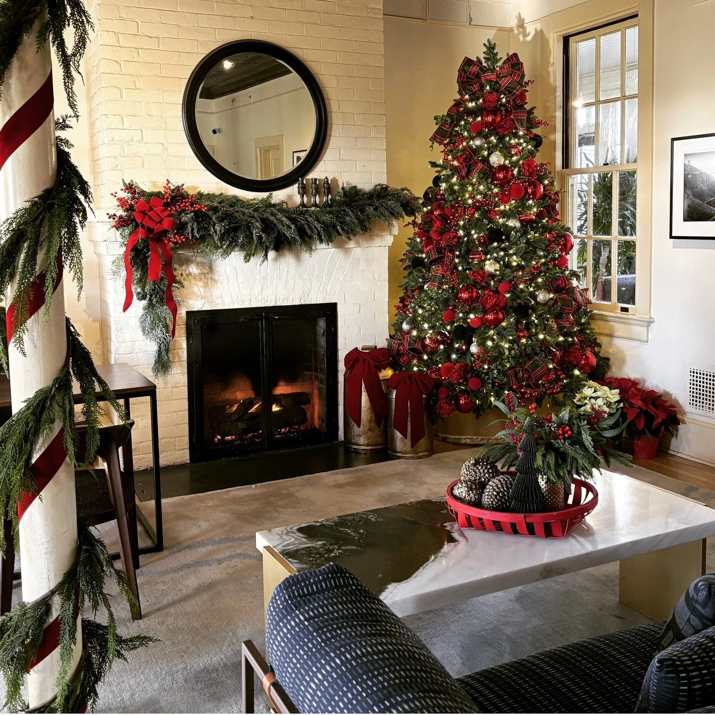 Thank you to @barbarauntermann for bringing the holiday spirit to @cavallopoint each year. 
Imagine yourself here...We do!!!
@west_end_nursery #holidayseason #holidaydecor #homefortheholidays