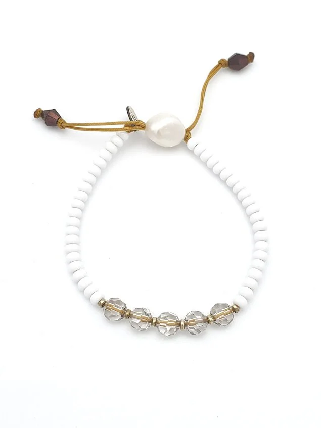 velvet white 1027.jpeg