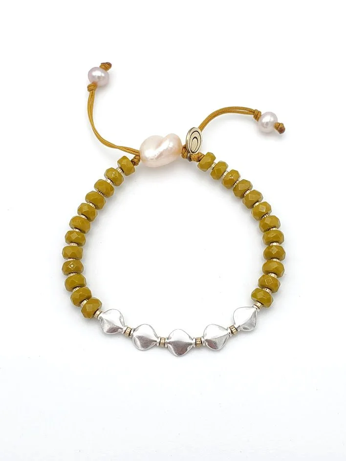 chartreusse 1104.jpeg