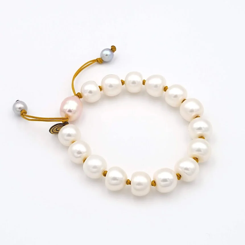 grad pearl 1201 3.jpeg