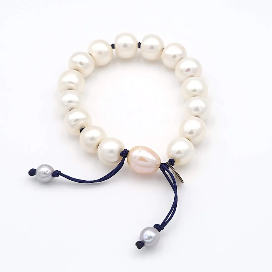 graduated pearl 1201 4.jpeg