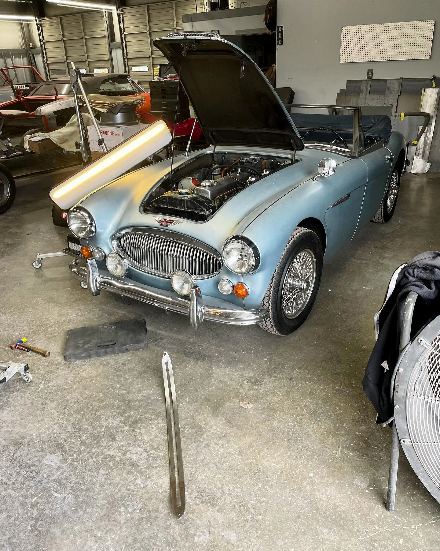 Piedmont Auto Works Mobile Paintless Dent RemovalGreensboro, Winston