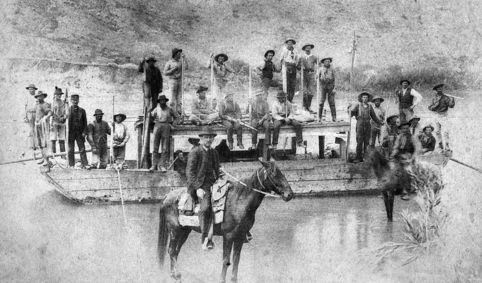 Draveurs sur l'Outaouais, vers 1890