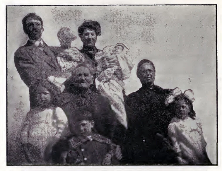 Photos des familles d'Embrun | Embrun Family Photos — The French ...