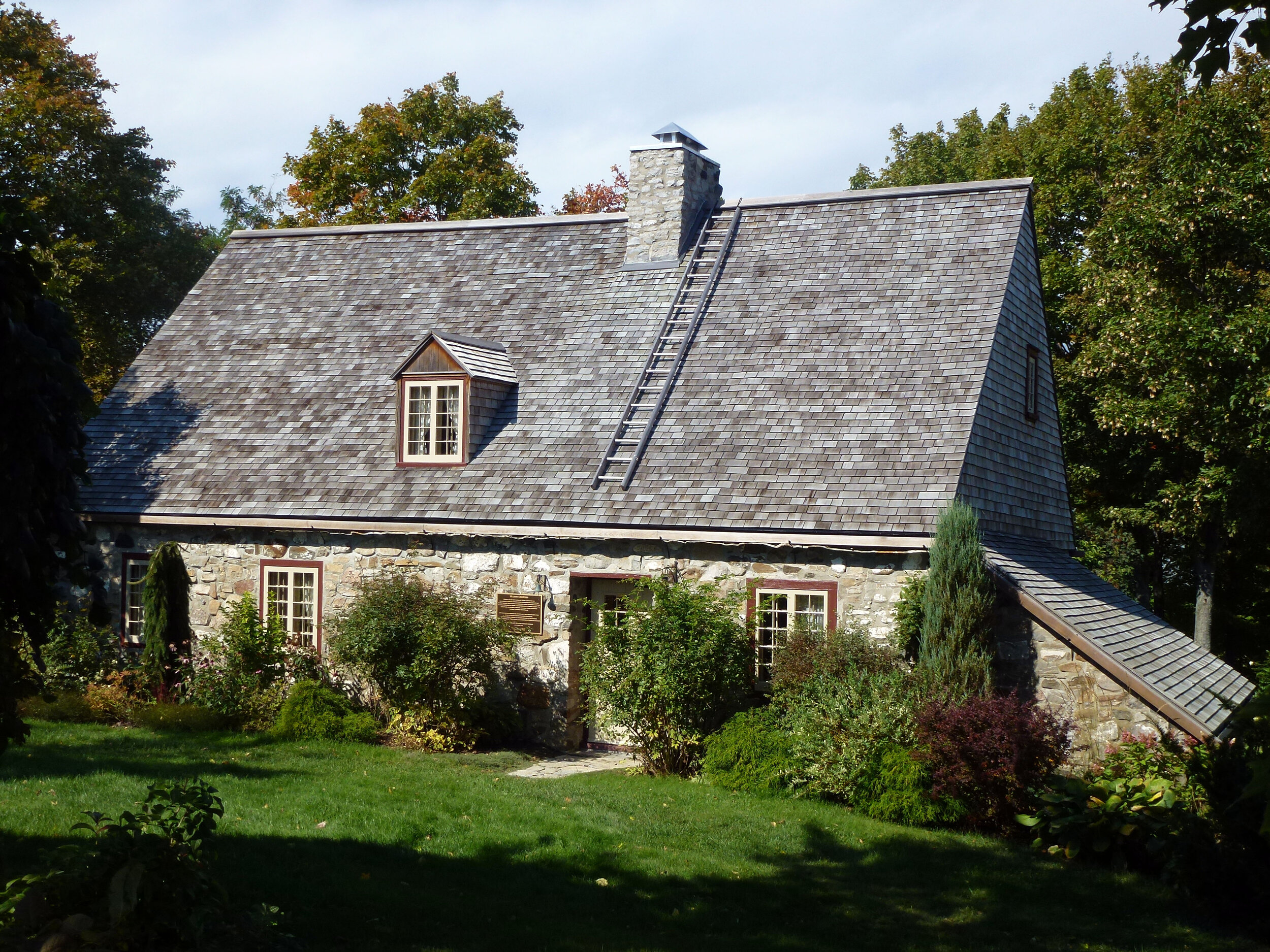 Chrétien House