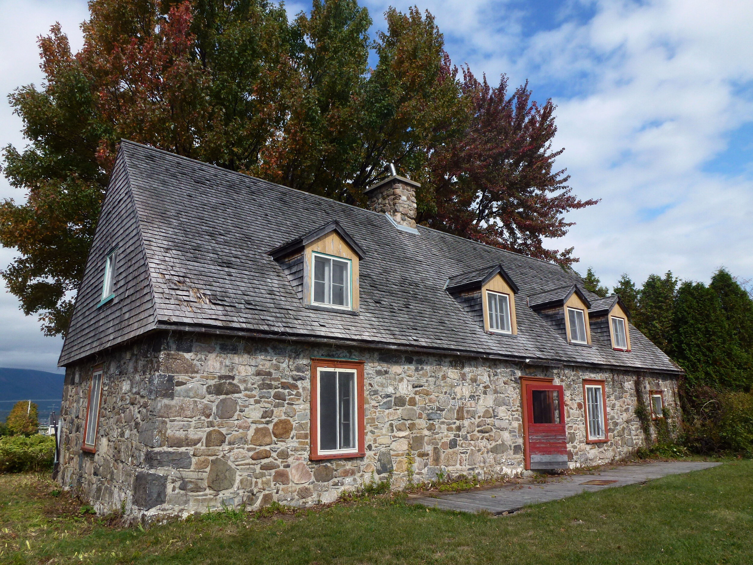 Roberge House